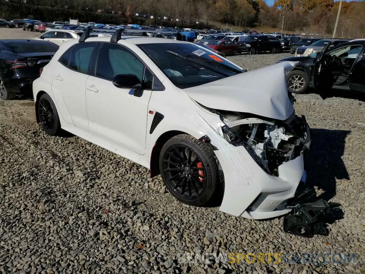 4 fotografías del automóvil dañado JTNABAAE1RA010831 TOYOTA GR COROLLA 2024