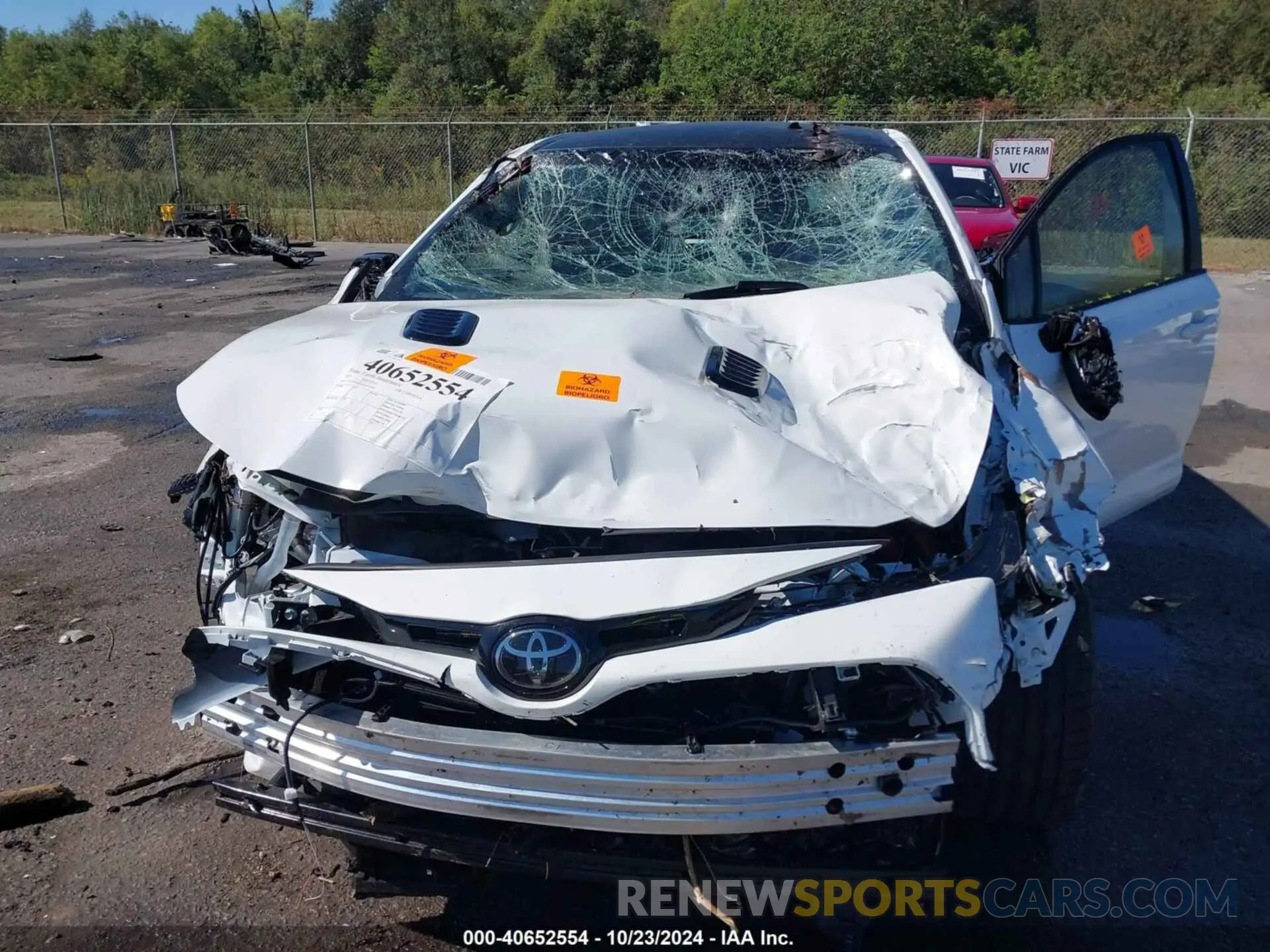 10 fotografías del automóvil dañado JTNABAAE3RA012340 TOYOTA GR COROLLA 2024