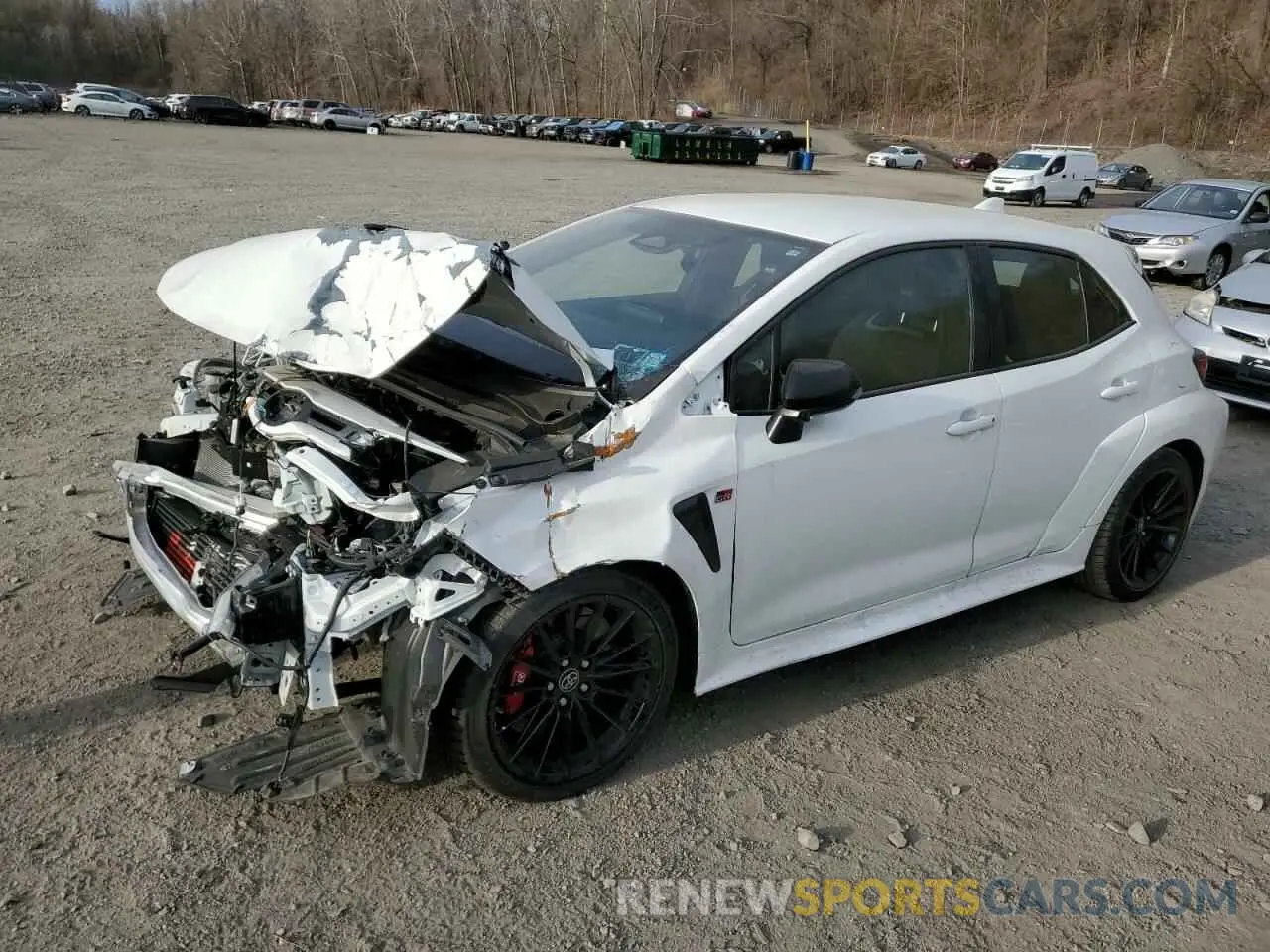1 fotografías del automóvil dañado JTNABAAE4RA008183 TOYOTA GR COROLLA 2024