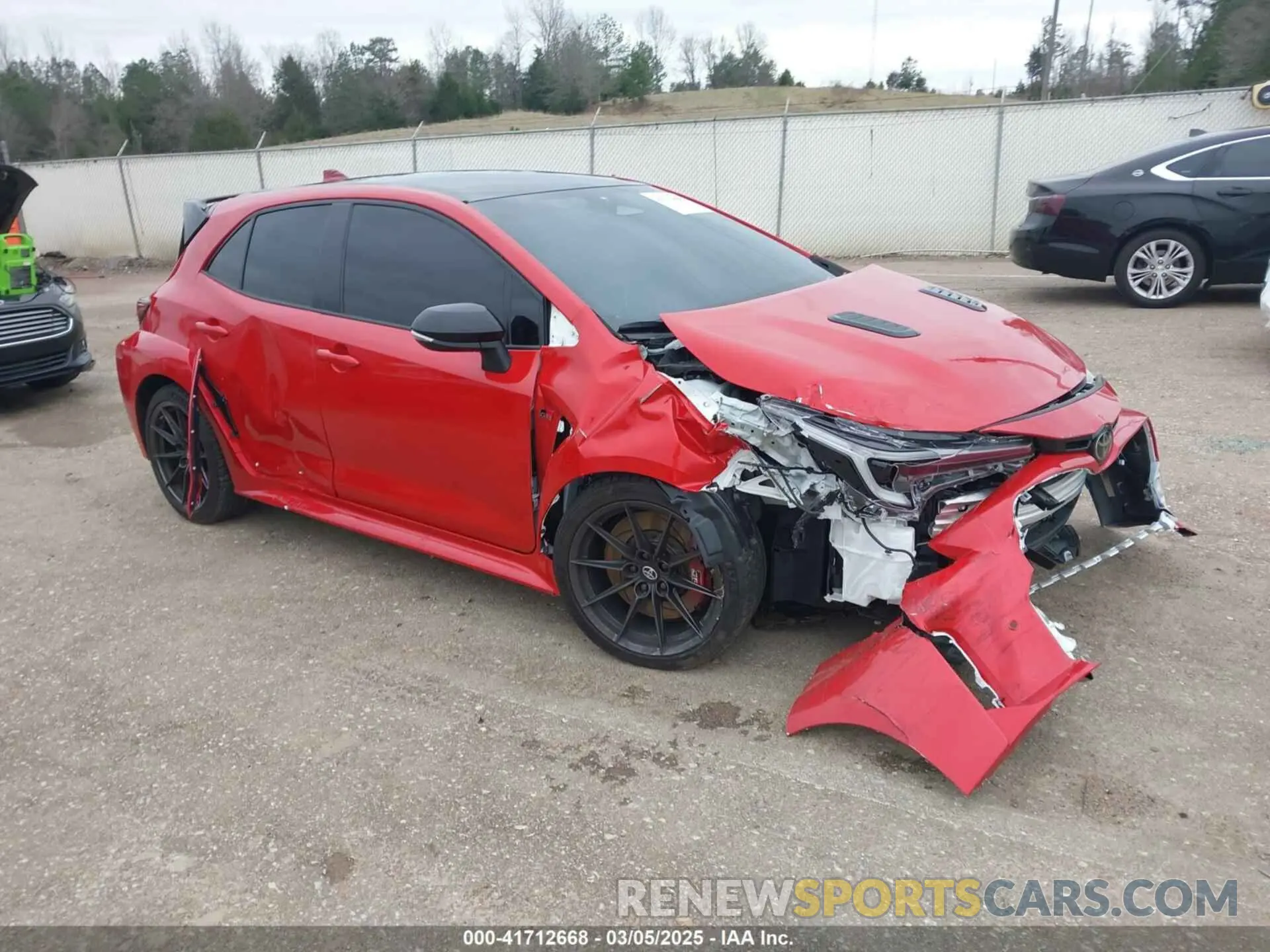 1 fotografías del automóvil dañado JTNABAAE4RA012296 TOYOTA GR COROLLA 2024