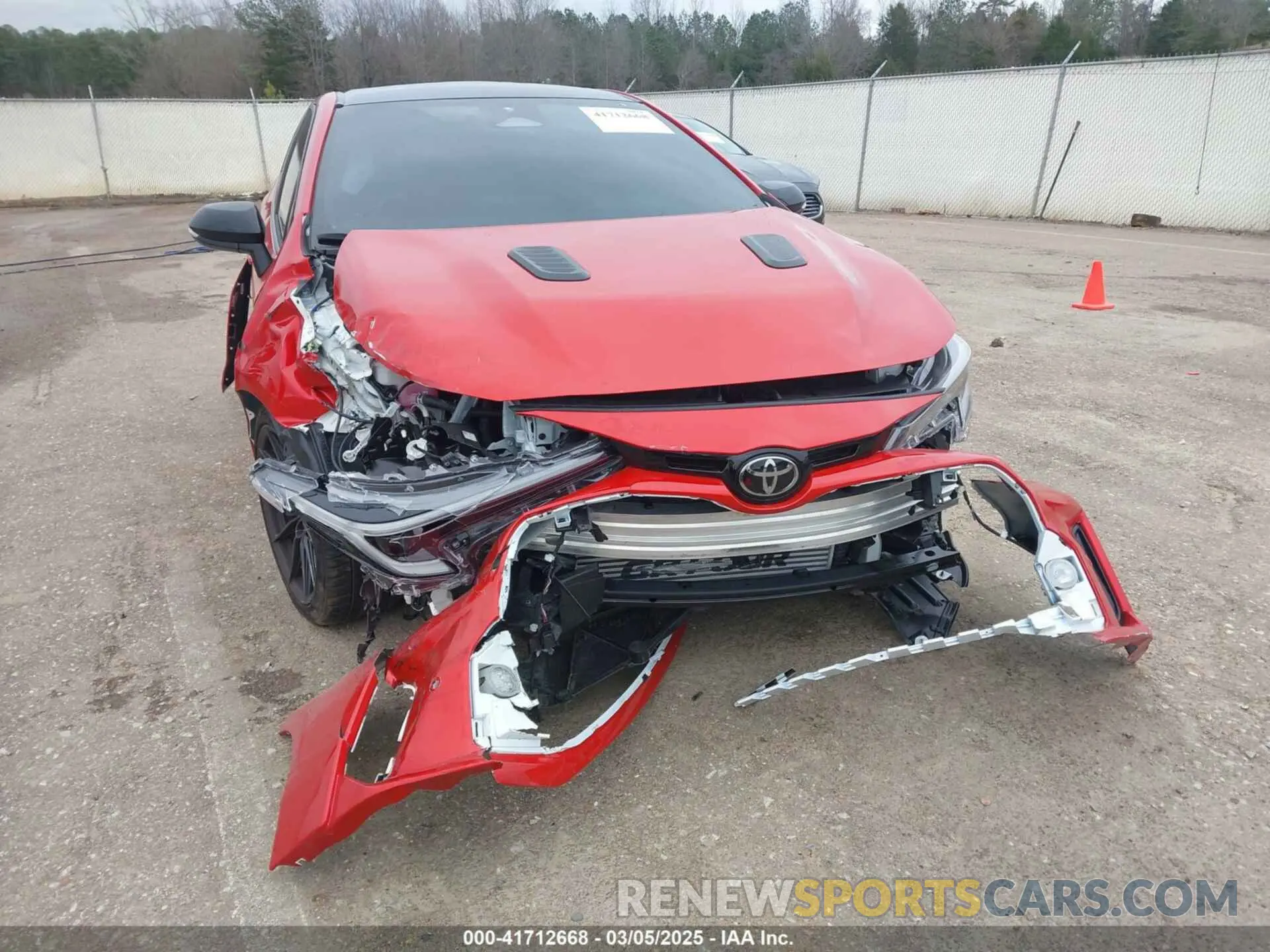 6 fotografías del automóvil dañado JTNABAAE4RA012296 TOYOTA GR COROLLA 2024