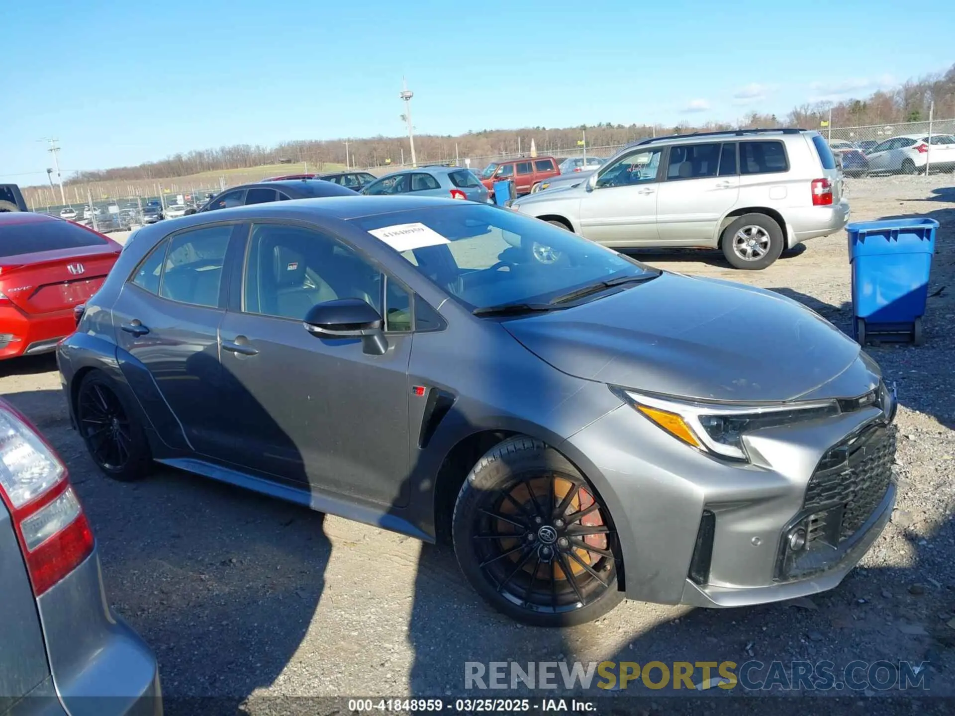 13 fotografías del automóvil dañado JTNABAAE7RA007738 TOYOTA GR COROLLA 2024