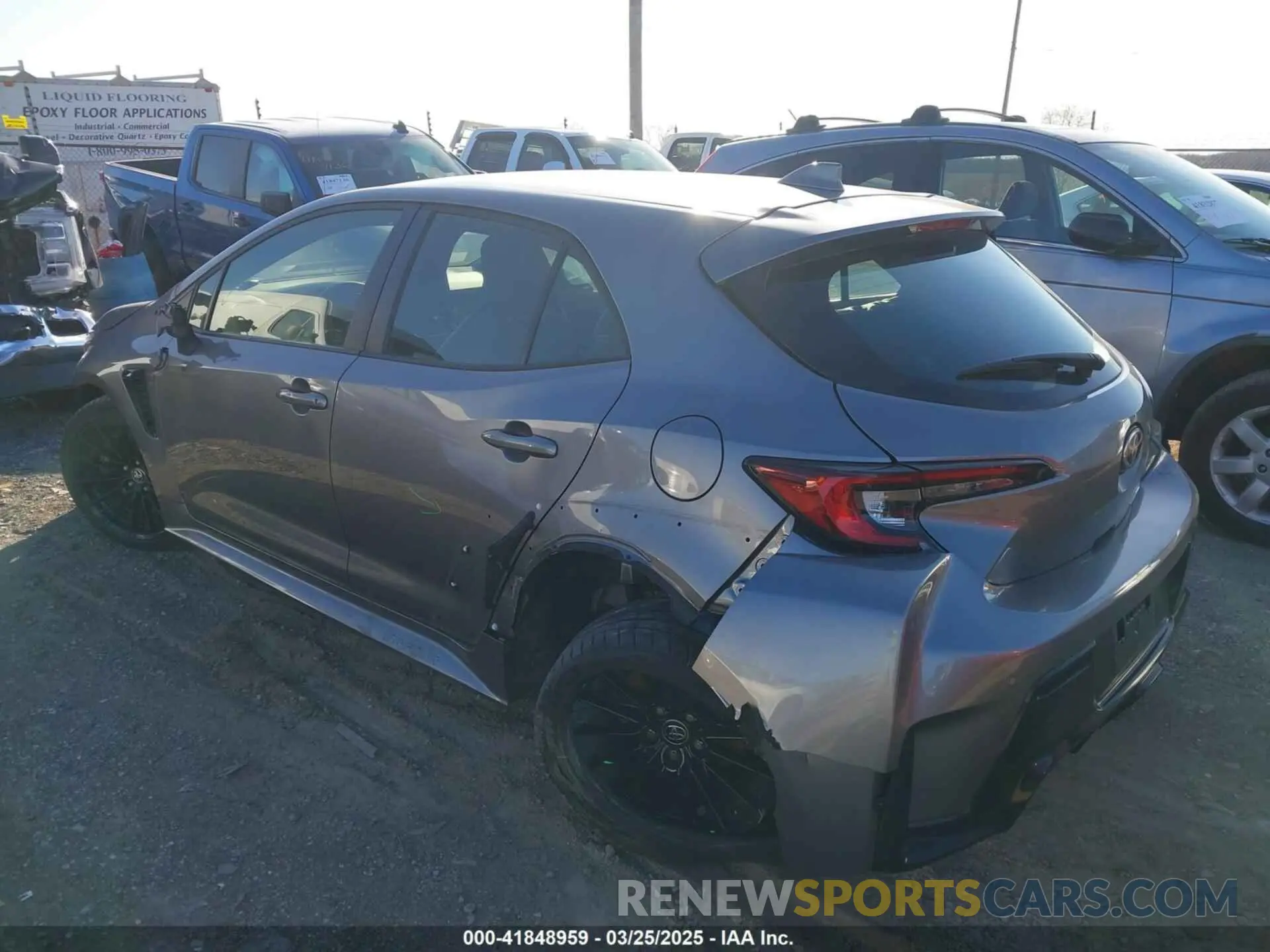 3 fotografías del automóvil dañado JTNABAAE7RA007738 TOYOTA GR COROLLA 2024
