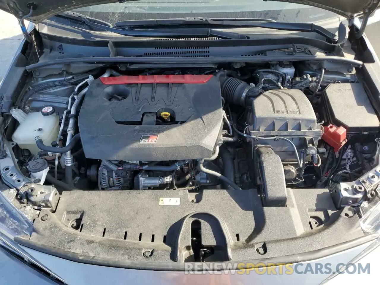 11 fotografías del automóvil dañado JTNABAAE7RA010140 TOYOTA GR COROLLA 2024