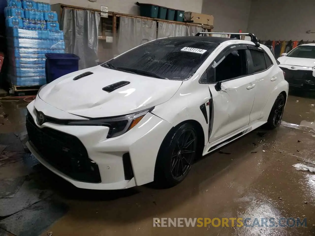 1 fotografías del automóvil dañado JTNABAAE7RA013023 TOYOTA GR COROLLA 2024