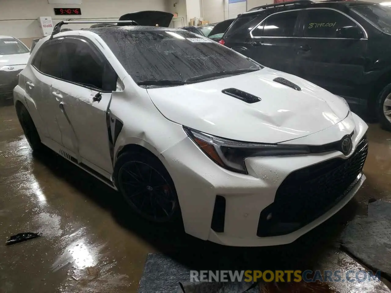 4 fotografías del automóvil dañado JTNABAAE7RA013023 TOYOTA GR COROLLA 2024