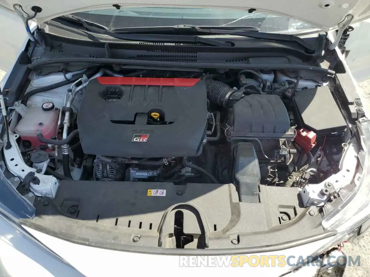 13 fotografías del automóvil dañado JTNABAAE7RA013636 TOYOTA GR COROLLA 2024