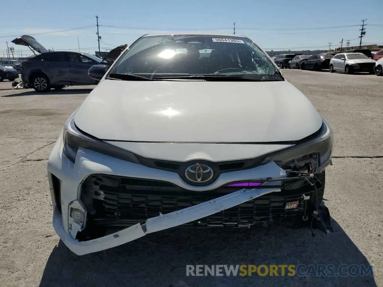 5 fotografías del automóvil dañado JTNABAAE7RA013636 TOYOTA GR COROLLA 2024