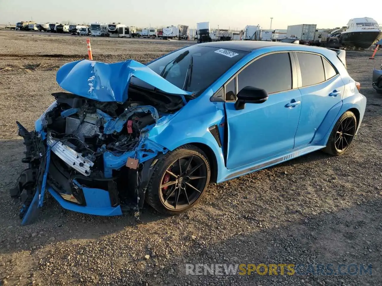 1 fotografías del automóvil dañado JTNABAAEXRA013520 TOYOTA GR COROLLA 2024