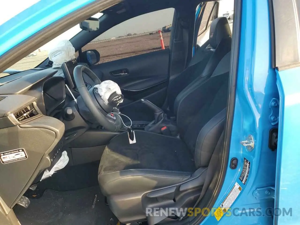 7 fotografías del automóvil dañado JTNABAAEXRA013520 TOYOTA GR COROLLA 2024