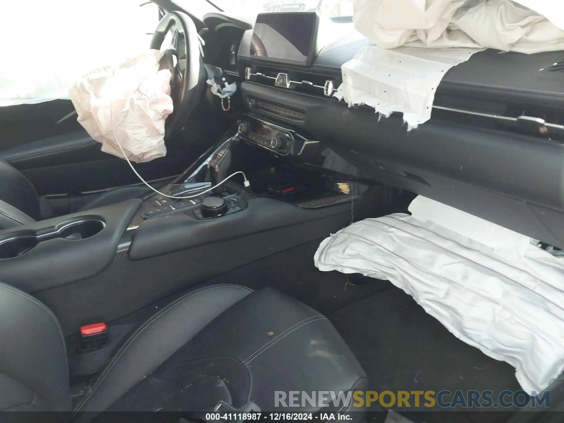 5 fotografías del automóvil dañado WZ1DB4C05LW027440 TOYOTA GR SUPRA 2020