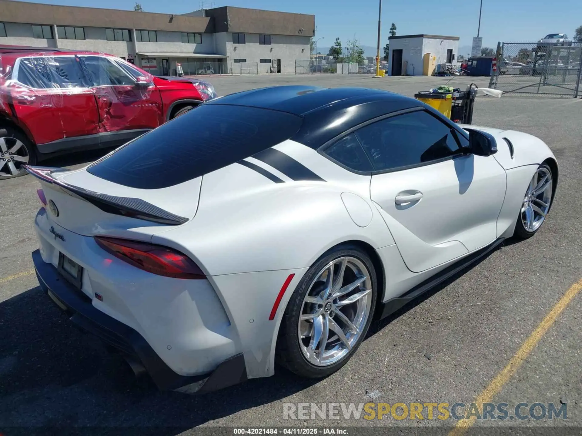 4 fotografías del automóvil dañado WZ1DB4C09LW031264 TOYOTA GR SUPRA 2020