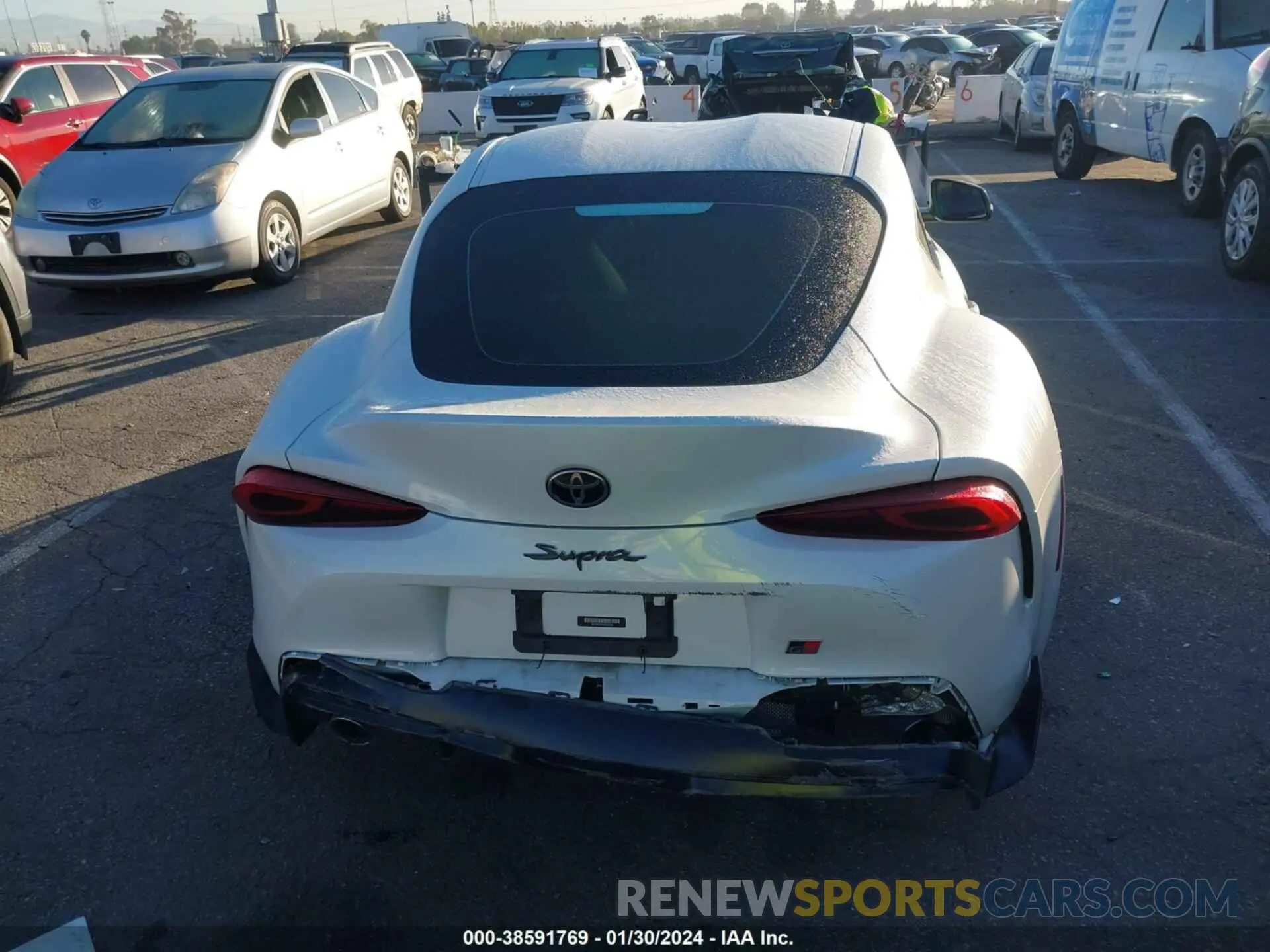 15 fotografías del automóvil dañado WZ1DB2C02MW040359 TOYOTA GR SUPRA 2021