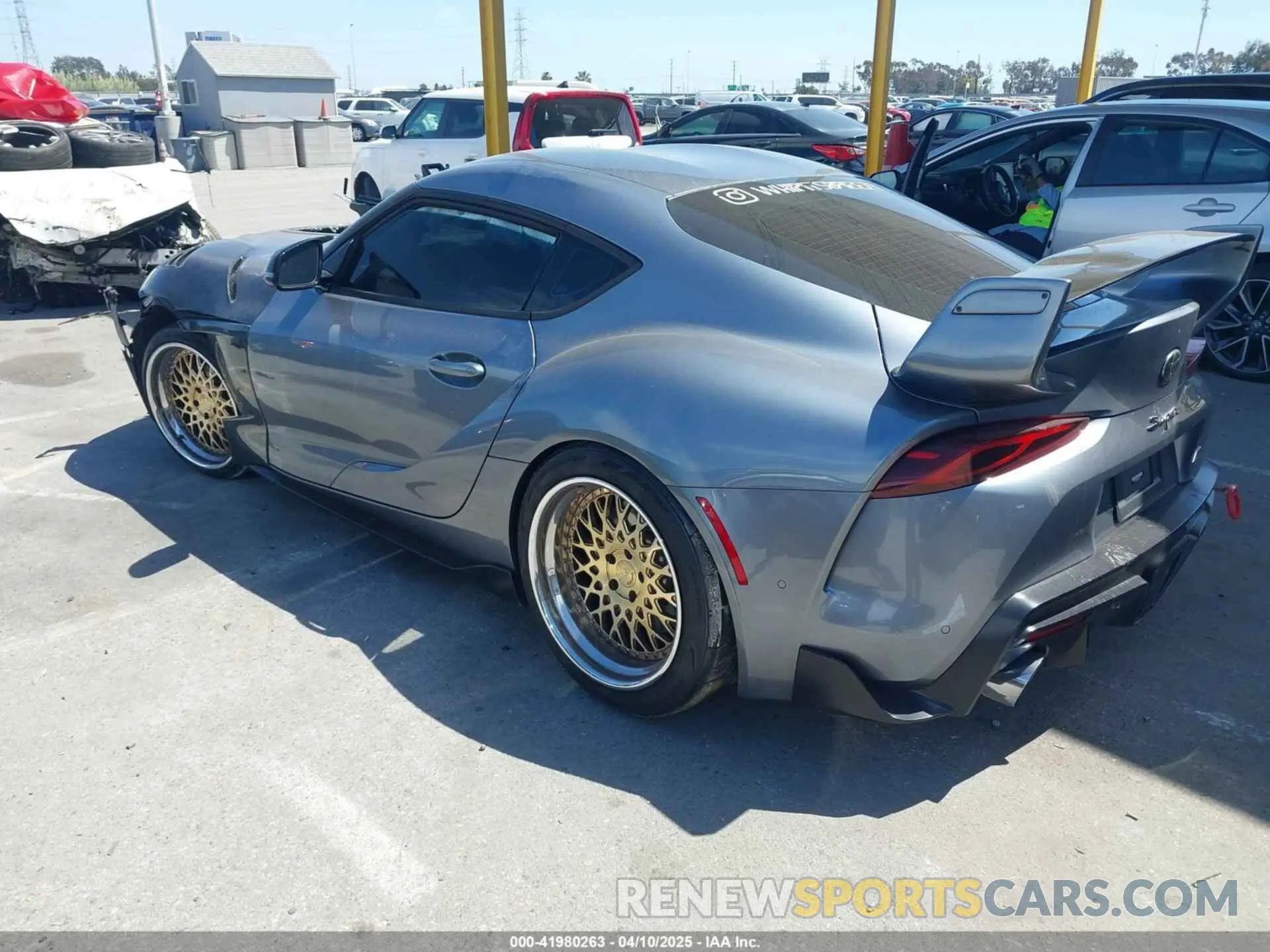 3 fotografías del automóvil dañado WZ1DB0C01NW048846 TOYOTA GR SUPRA 2022