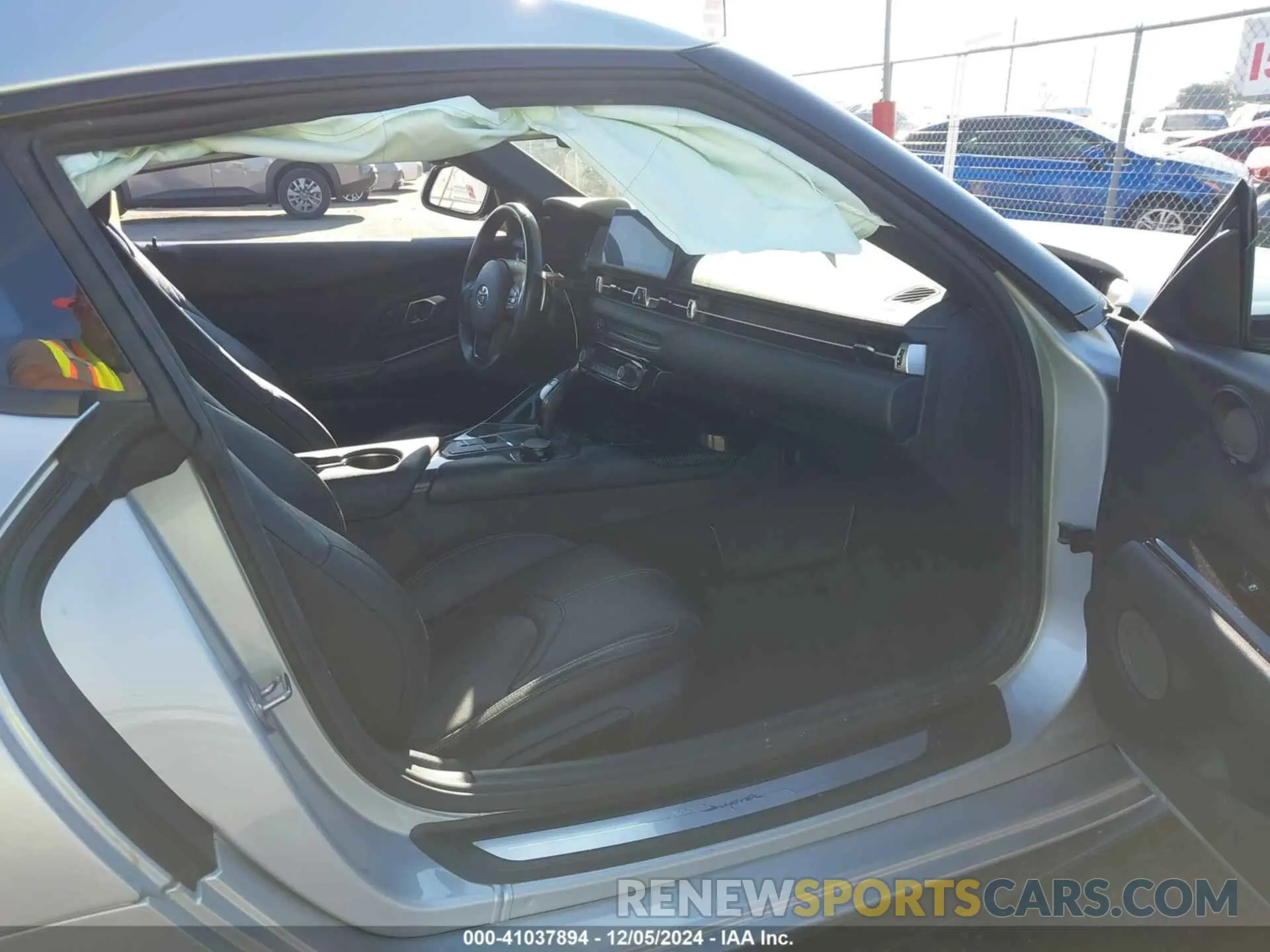 5 fotografías del automóvil dañado WZ1DB0C06NW050804 TOYOTA GR SUPRA 2022
