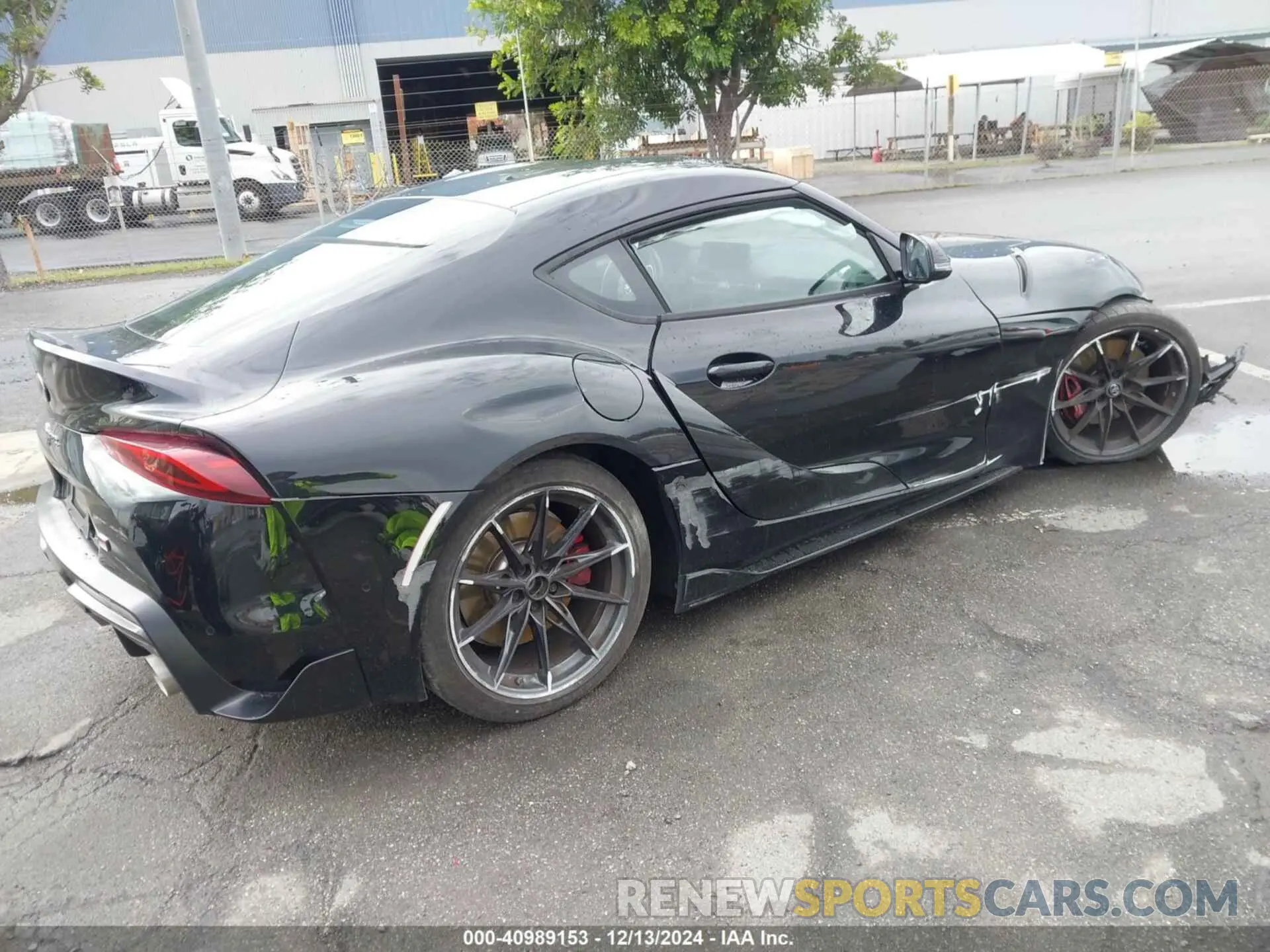 4 fotografías del automóvil dañado WZ1DB0G04PW057392 TOYOTA GR SUPRA 2023