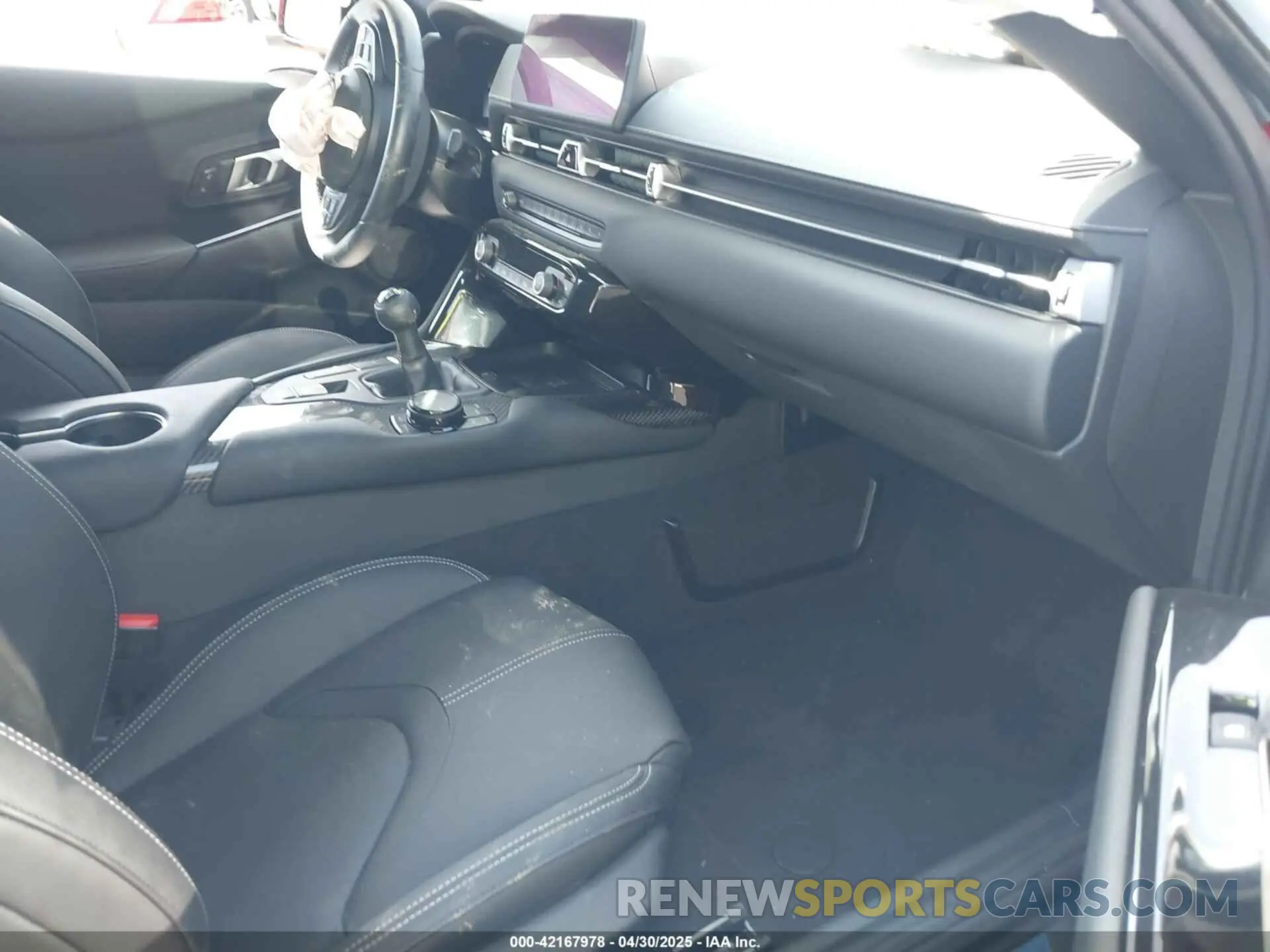 5 fotografías del automóvil dañado WZ1DB0G00RW067405 TOYOTA GR SUPRA 2024
