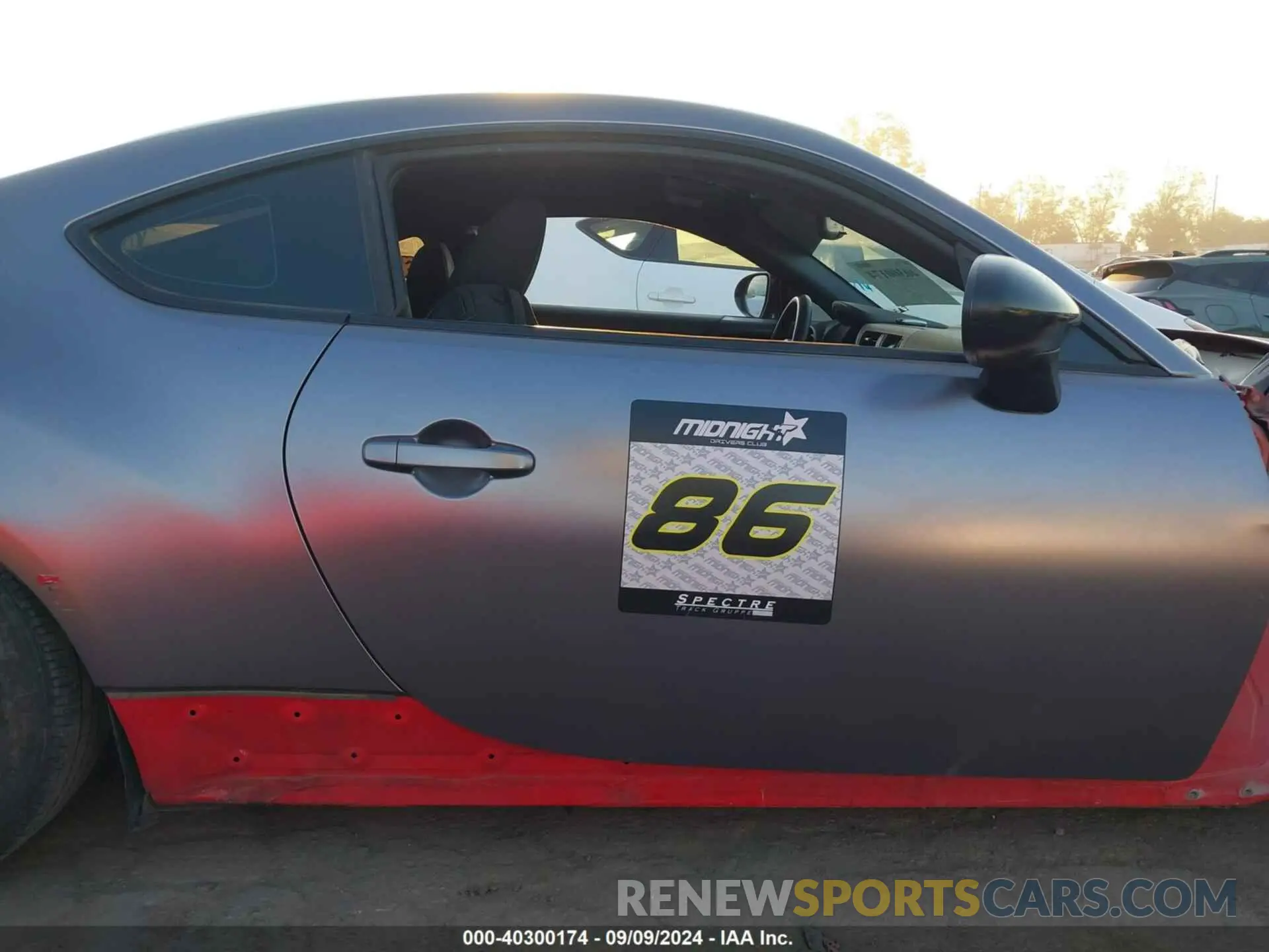 14 fotografías del automóvil dañado JF1ZNBB16N9757360 TOYOTA GR86 2022