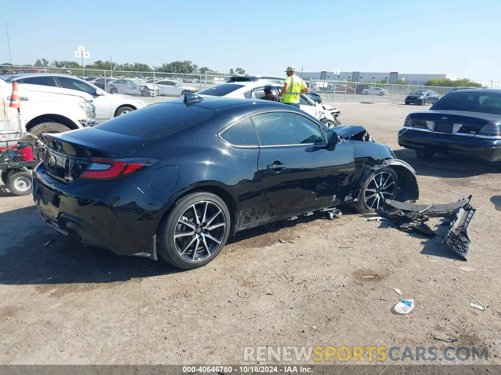 4 fotografías del automóvil dañado JF1ZNBC10N8756919 TOYOTA GR86 2022