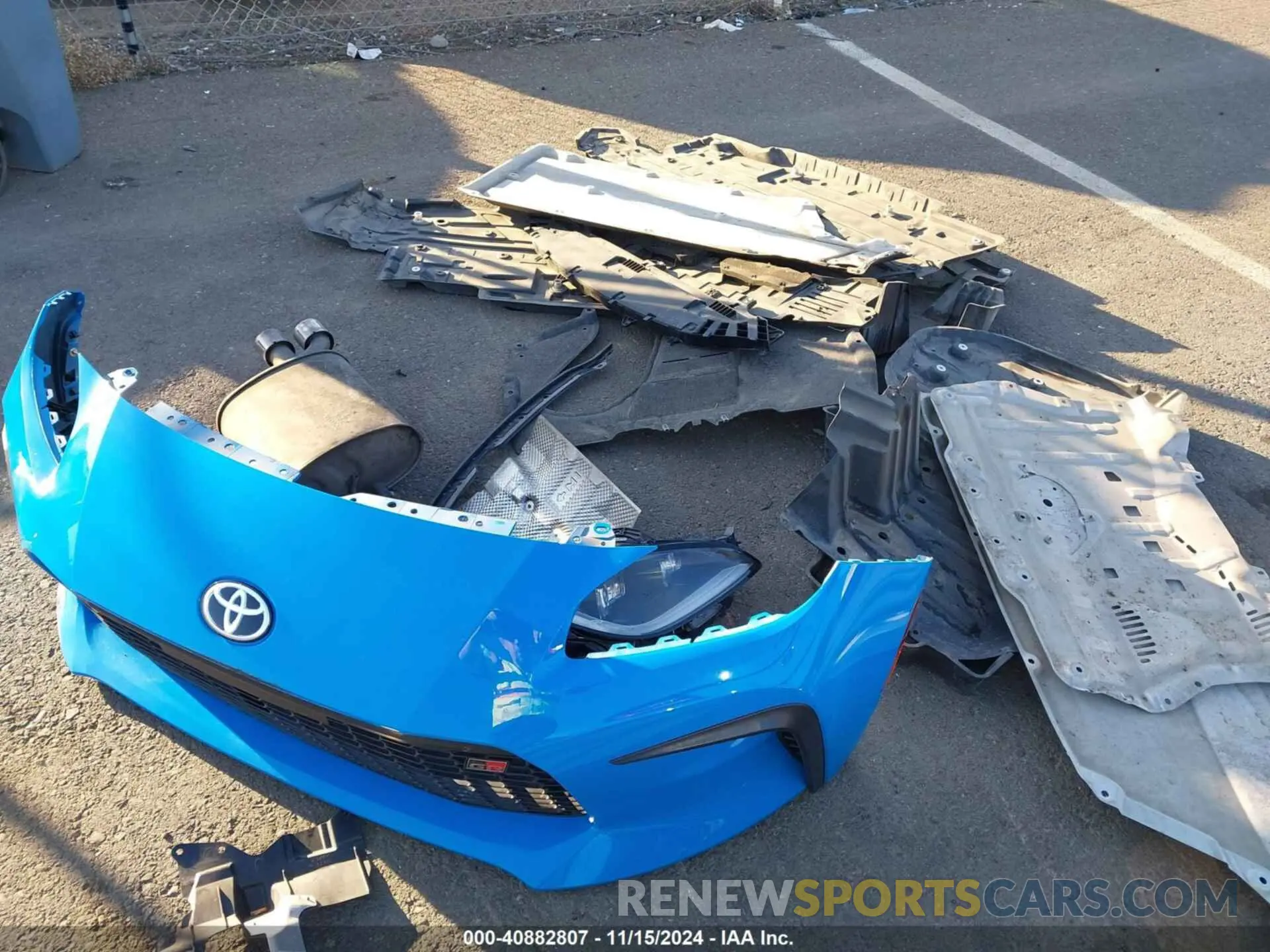 12 fotografías del automóvil dañado JF1ZNBC11N8750854 TOYOTA GR86 2022
