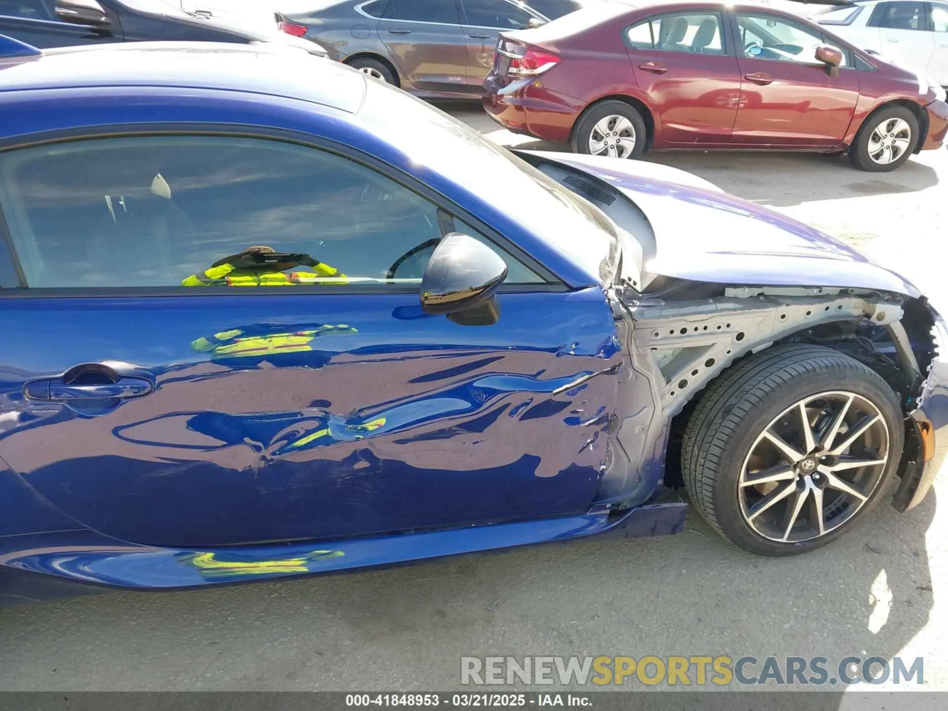 18 fotografías del automóvil dañado JF1ZNBC11N8751342 TOYOTA GR86 2022