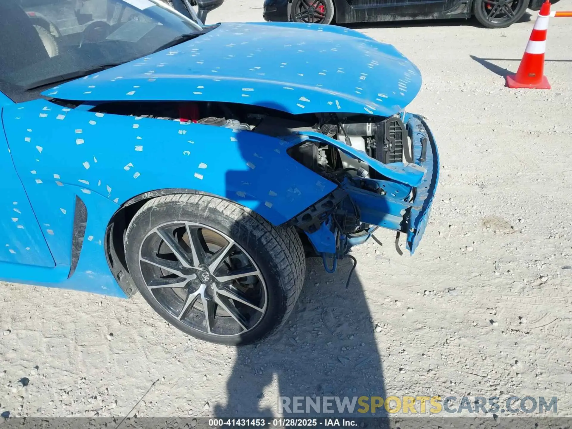 18 fotografías del automóvil dañado JF1ZNBC11N8756315 TOYOTA GR86 2022