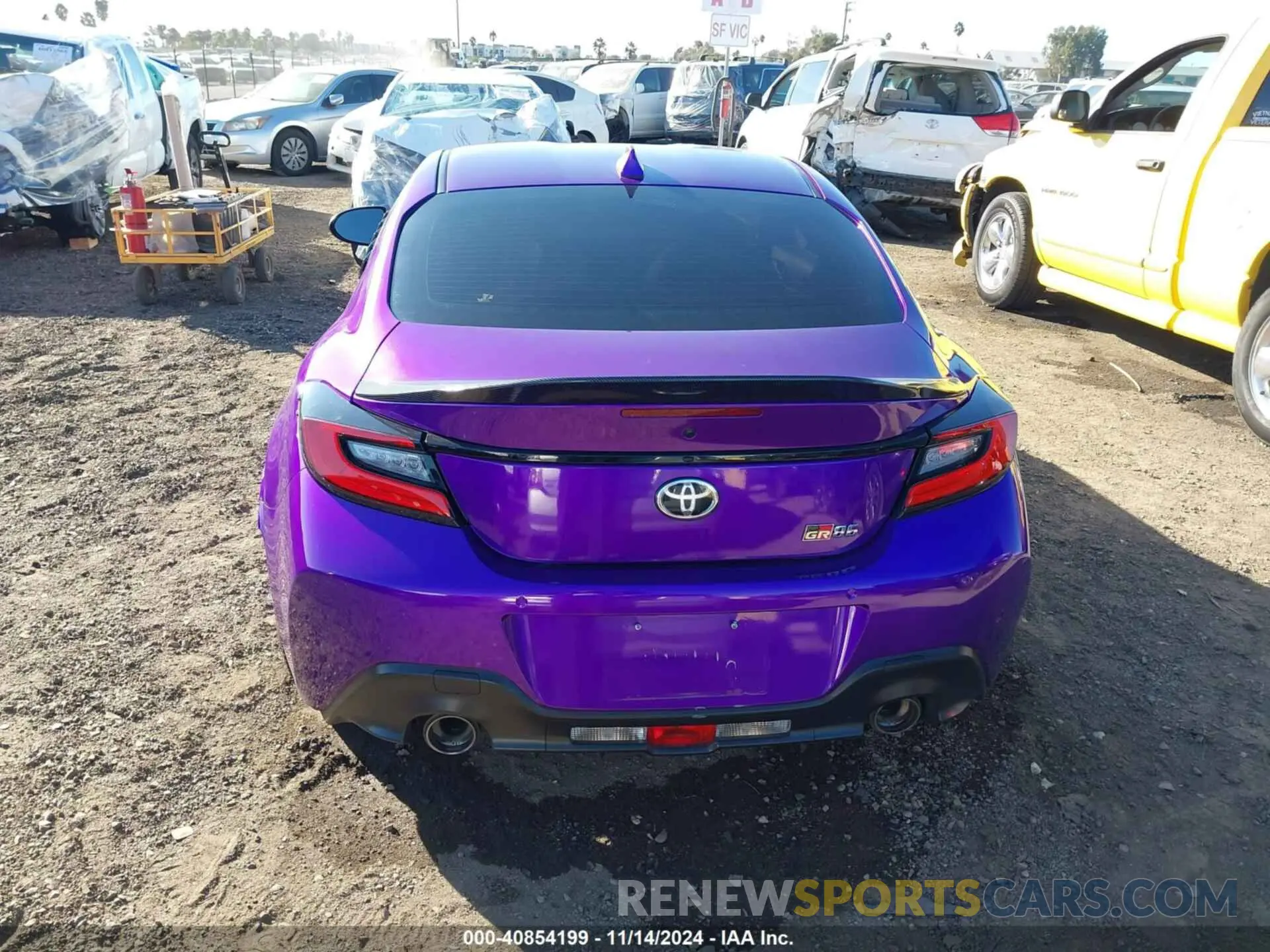 16 fotografías del automóvil dañado JF1ZNBC17N8755928 TOYOTA GR86 2022
