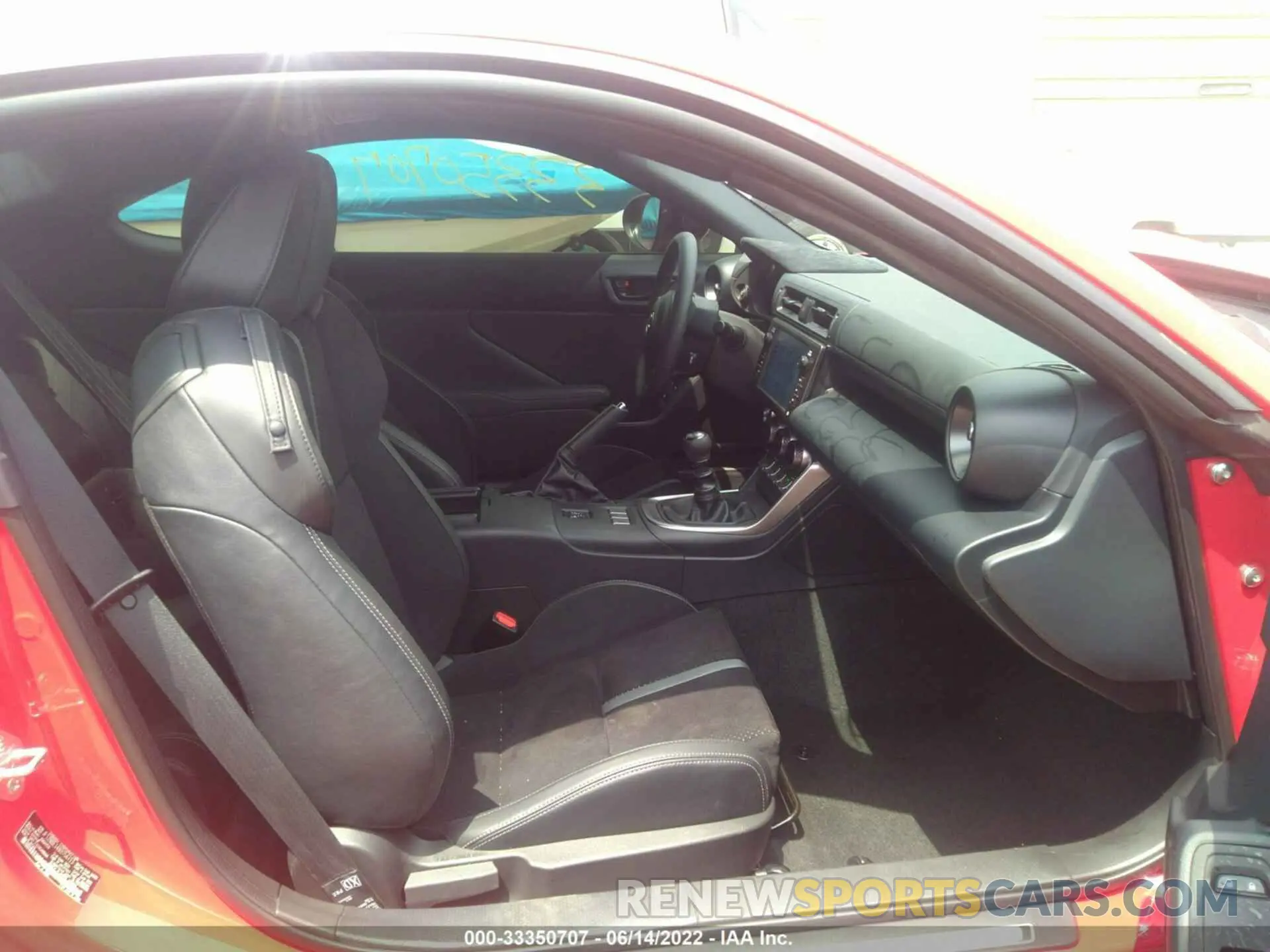 5 fotografías del automóvil dañado JF1ZNBE14N9754713 TOYOTA GR86 2022