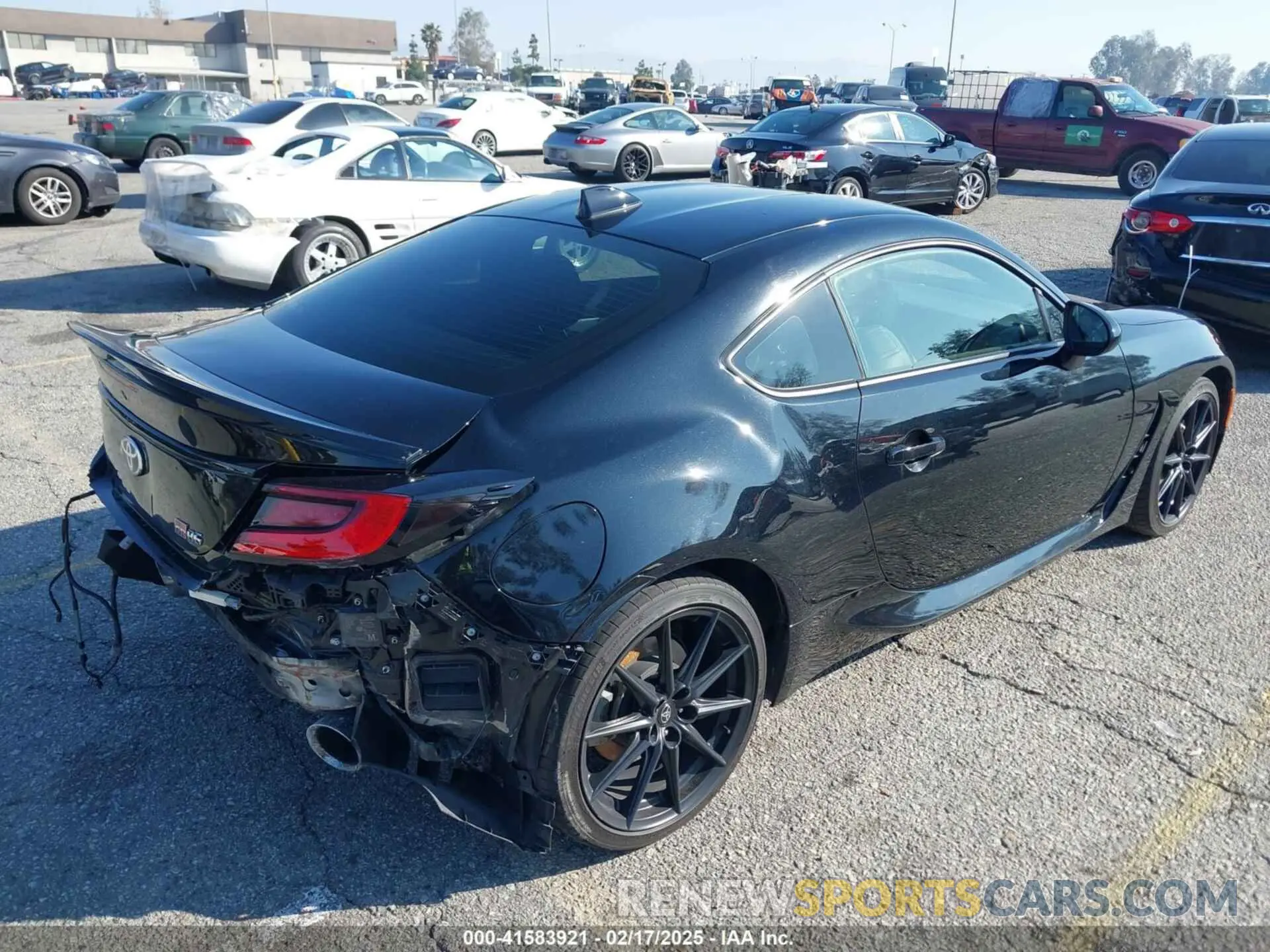 4 fotografías del automóvil dañado JF1ZNBE16N9754566 TOYOTA GR86 2022