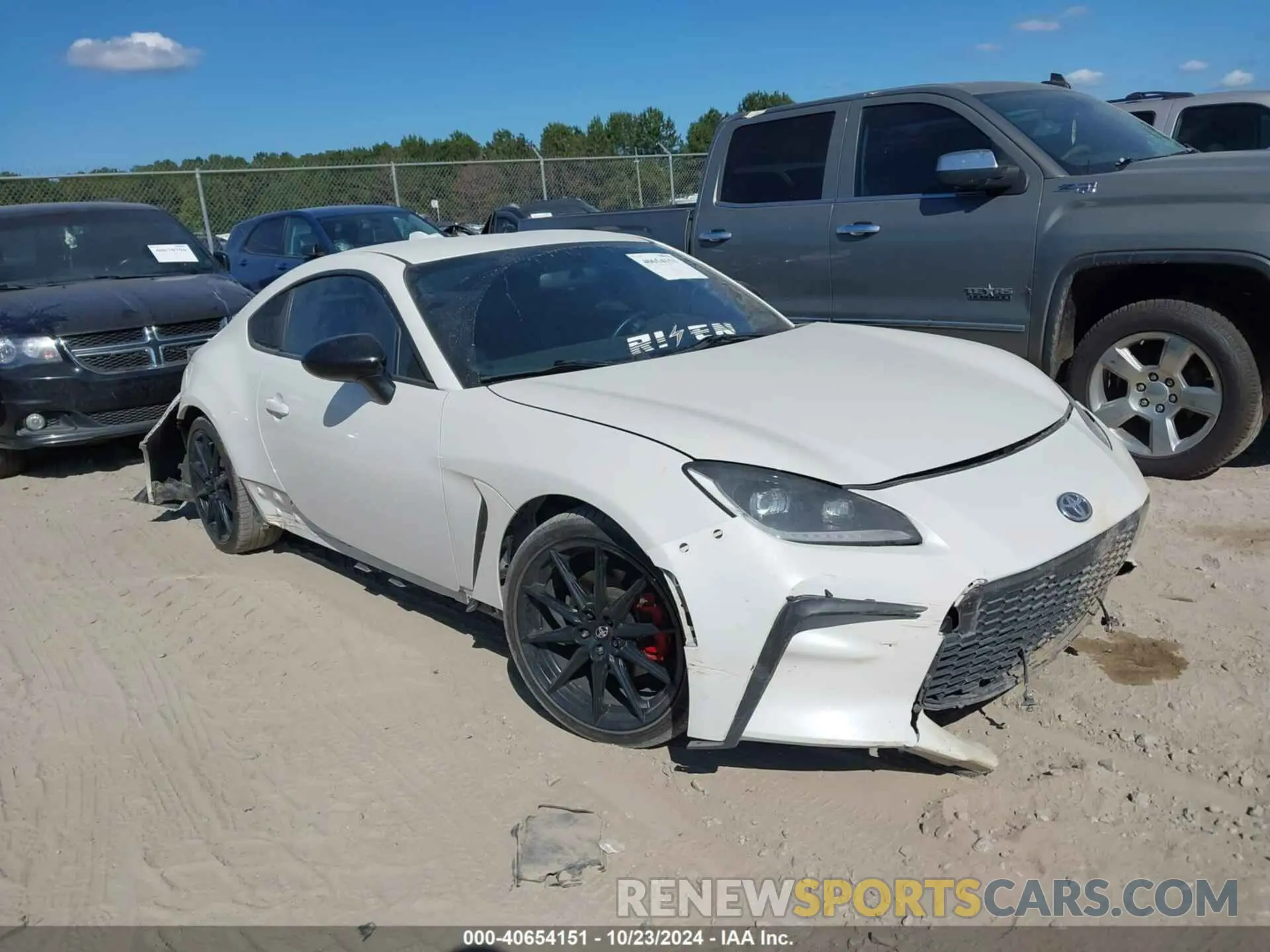 1 fotografías del automóvil dañado JF1ZNBF18N8754623 TOYOTA GR86 2022