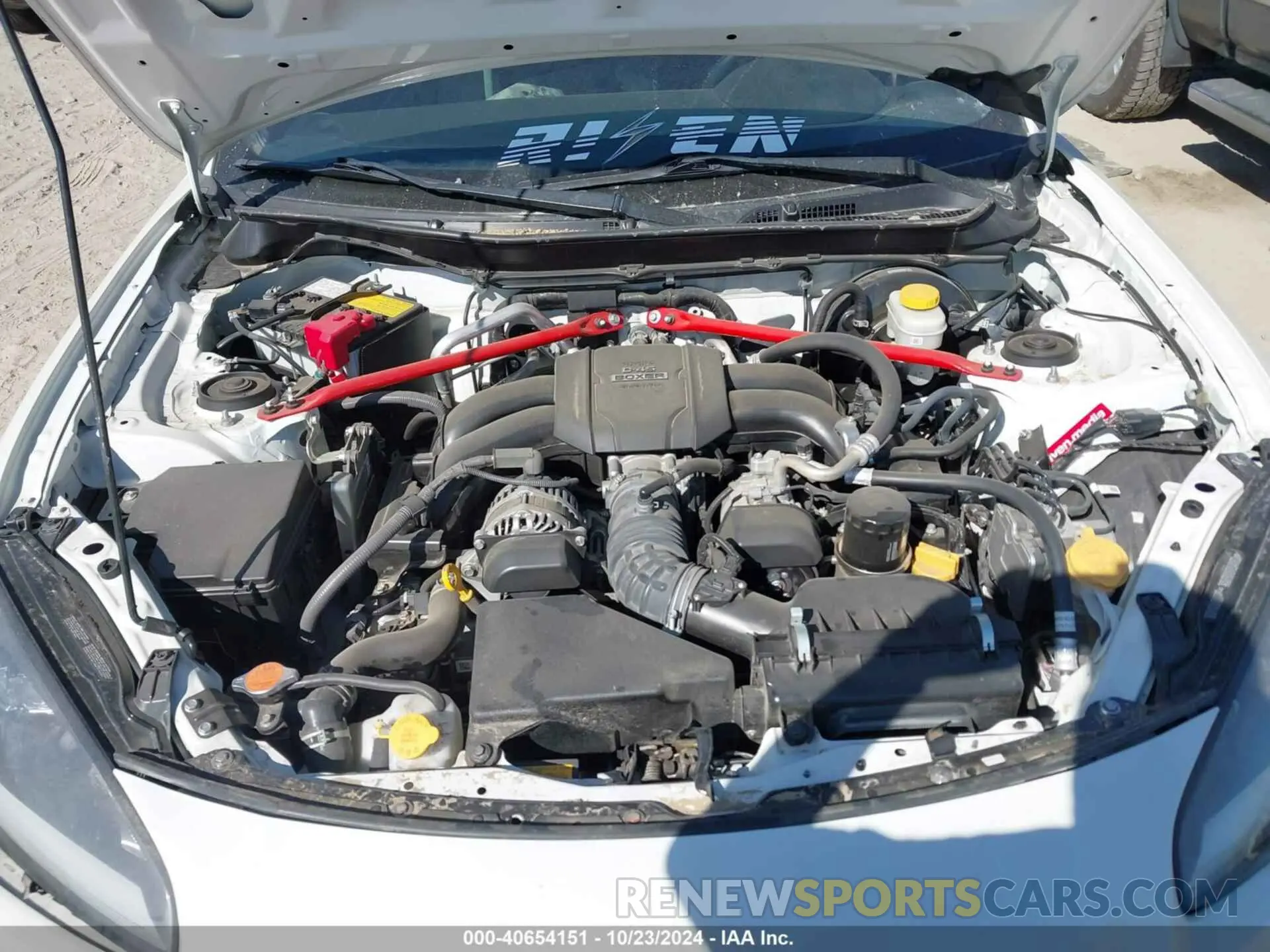 10 fotografías del automóvil dañado JF1ZNBF18N8754623 TOYOTA GR86 2022