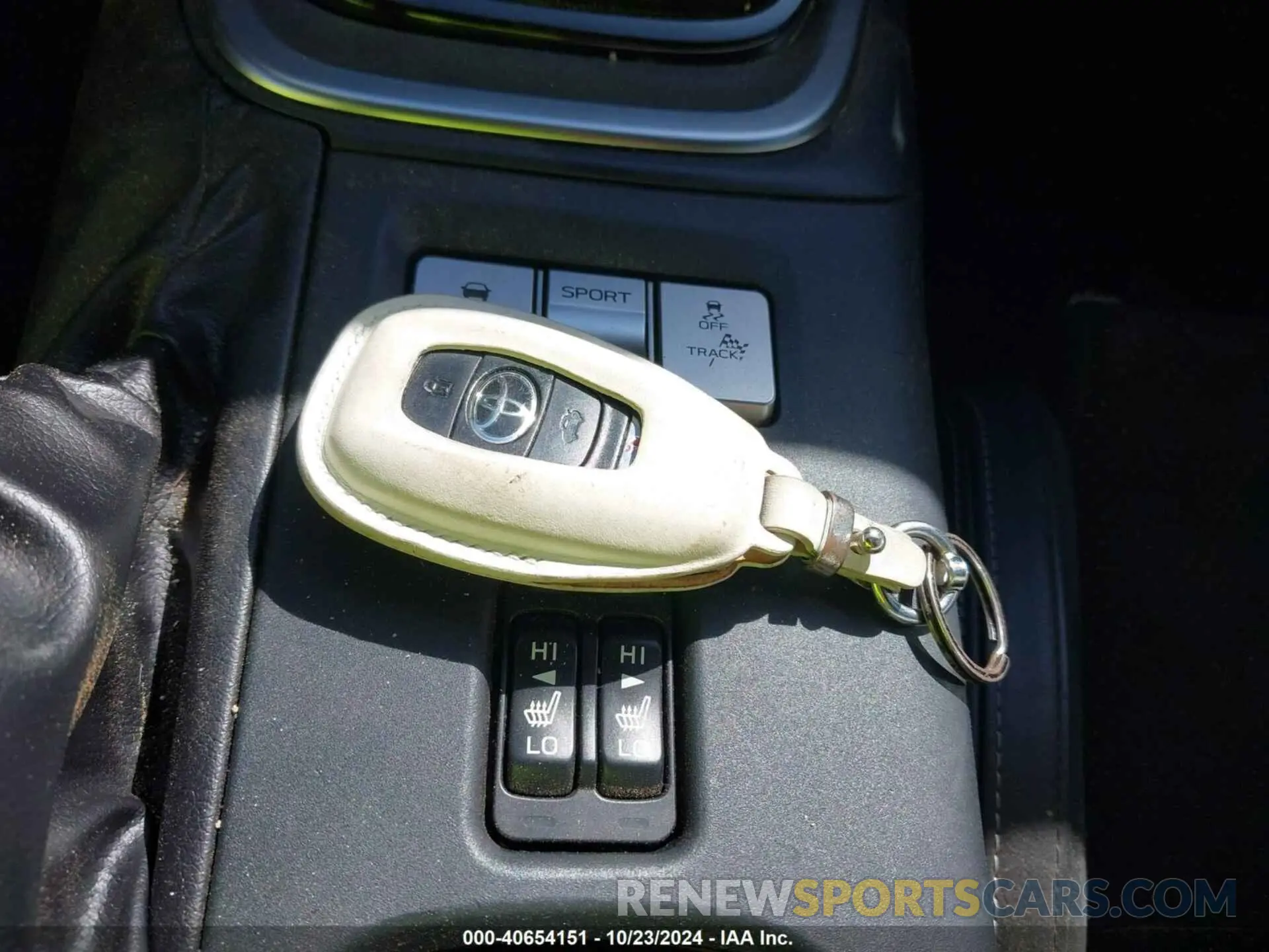 11 fotografías del automóvil dañado JF1ZNBF18N8754623 TOYOTA GR86 2022
