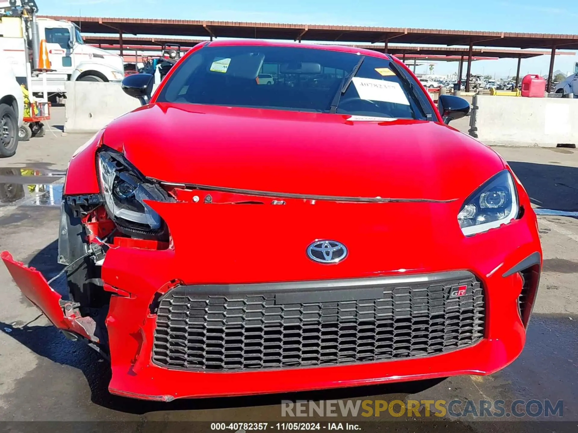 12 fotografías del automóvil dañado JF1ZNBB17P9759301 TOYOTA GR86 2023
