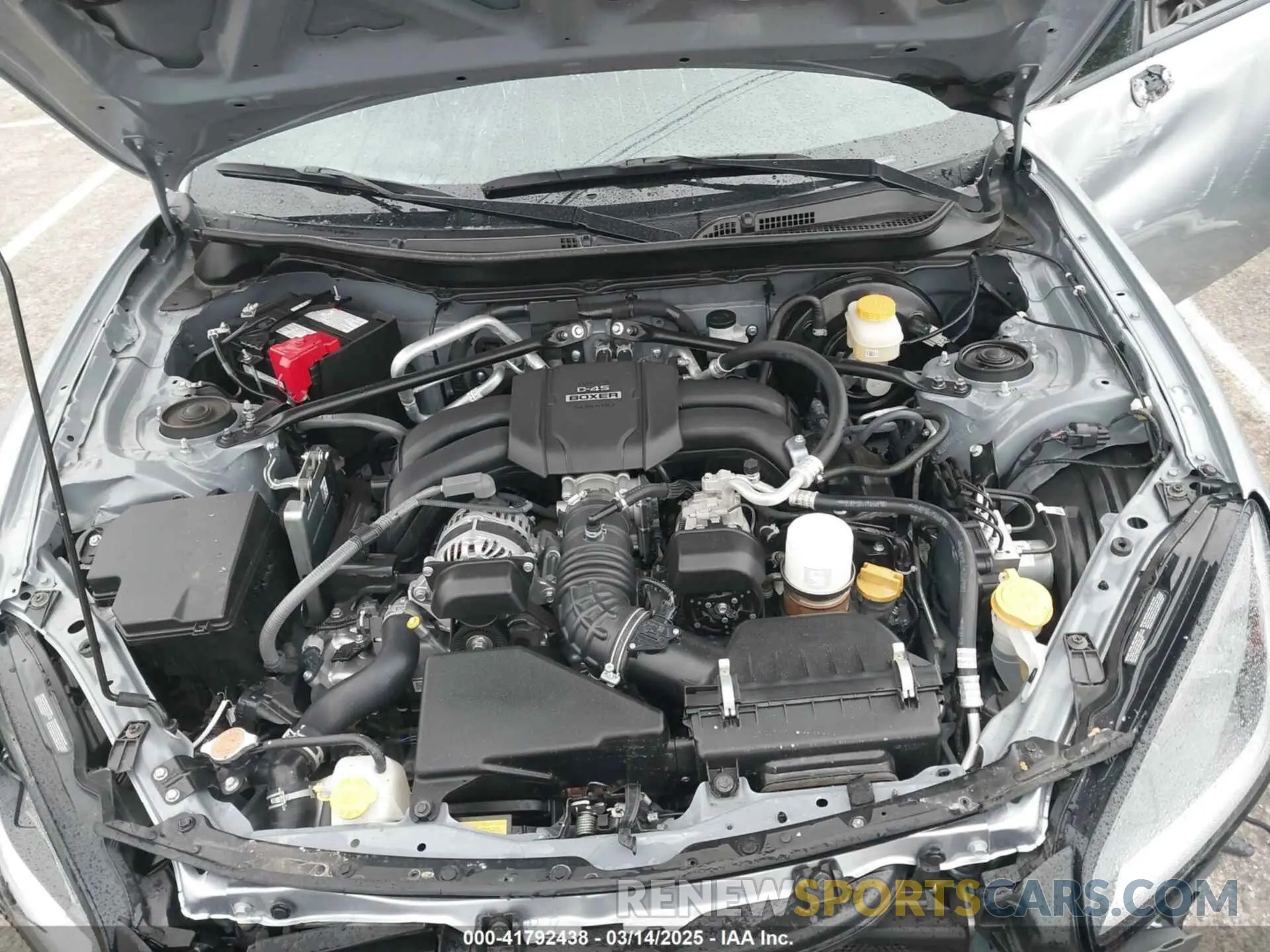 10 fotografías del automóvil dañado JF1ZNBB17P9765549 TOYOTA GR86 2023