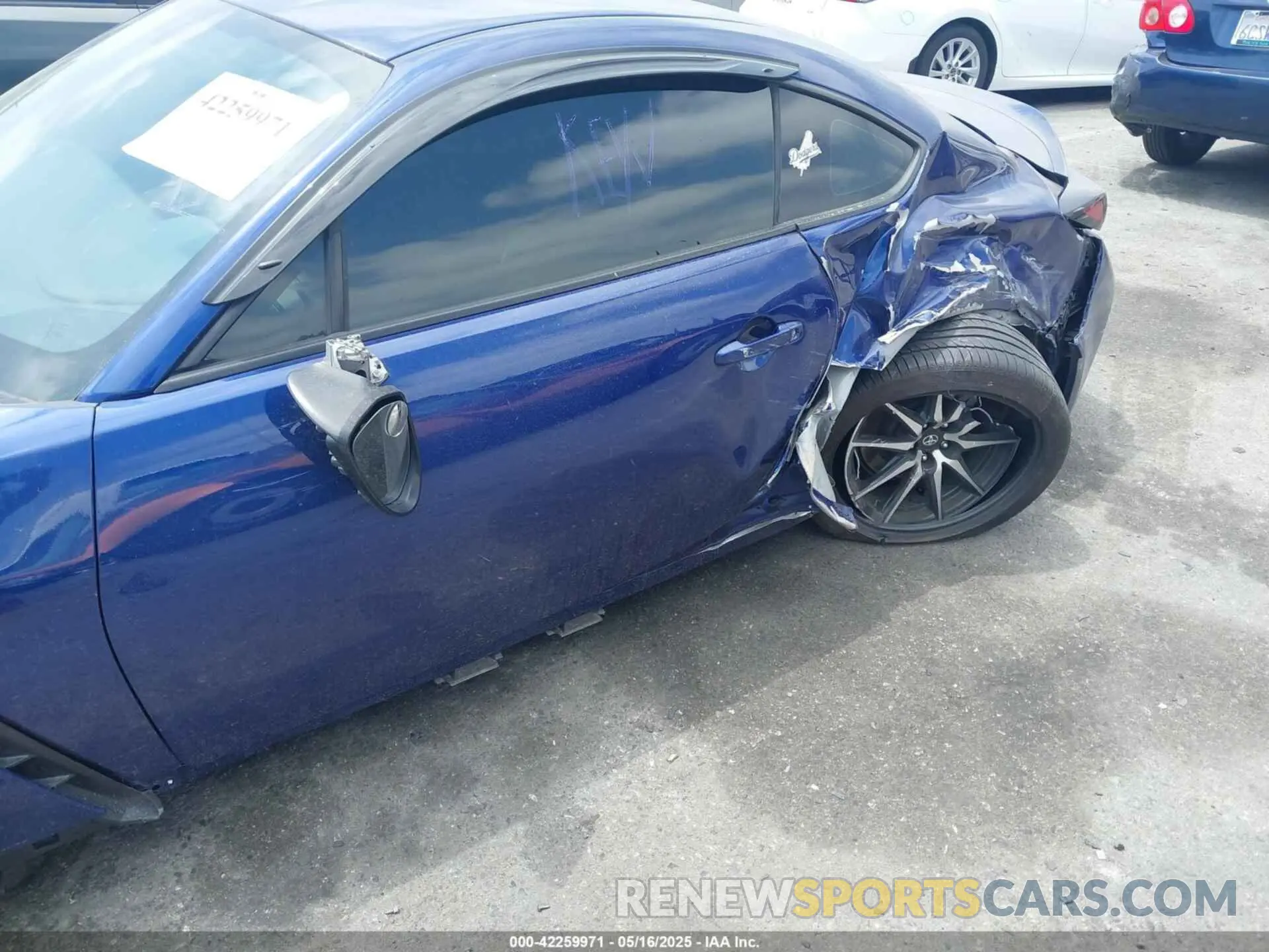 6 fotografías del automóvil dañado JF1ZNBC11P8758245 TOYOTA GR86 2023