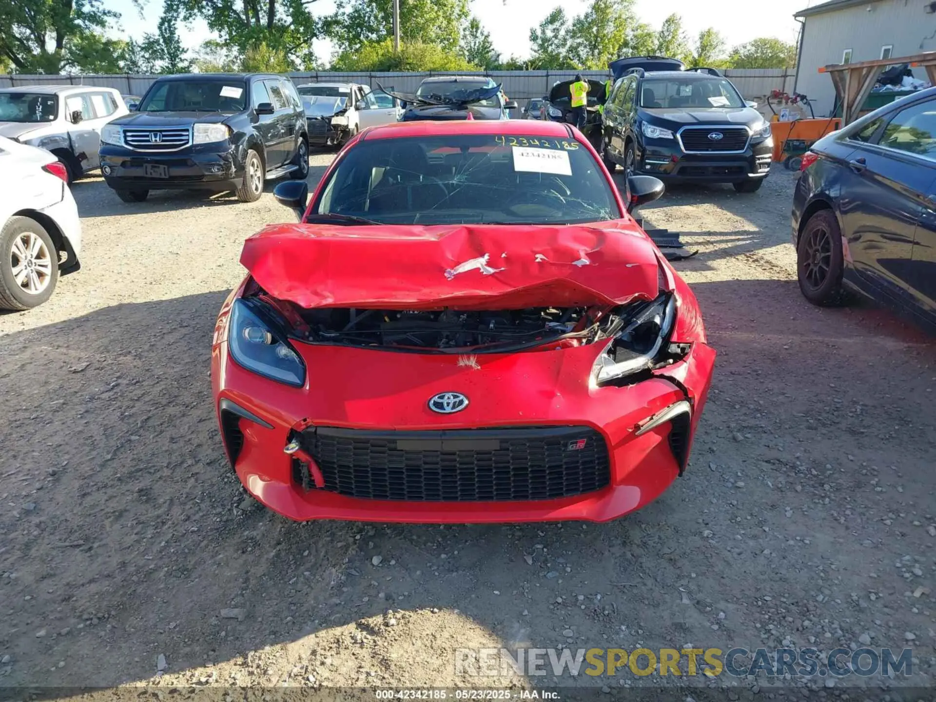 12 fotografías del automóvil dañado JF1ZNBE11P9760973 TOYOTA GR86 2023
