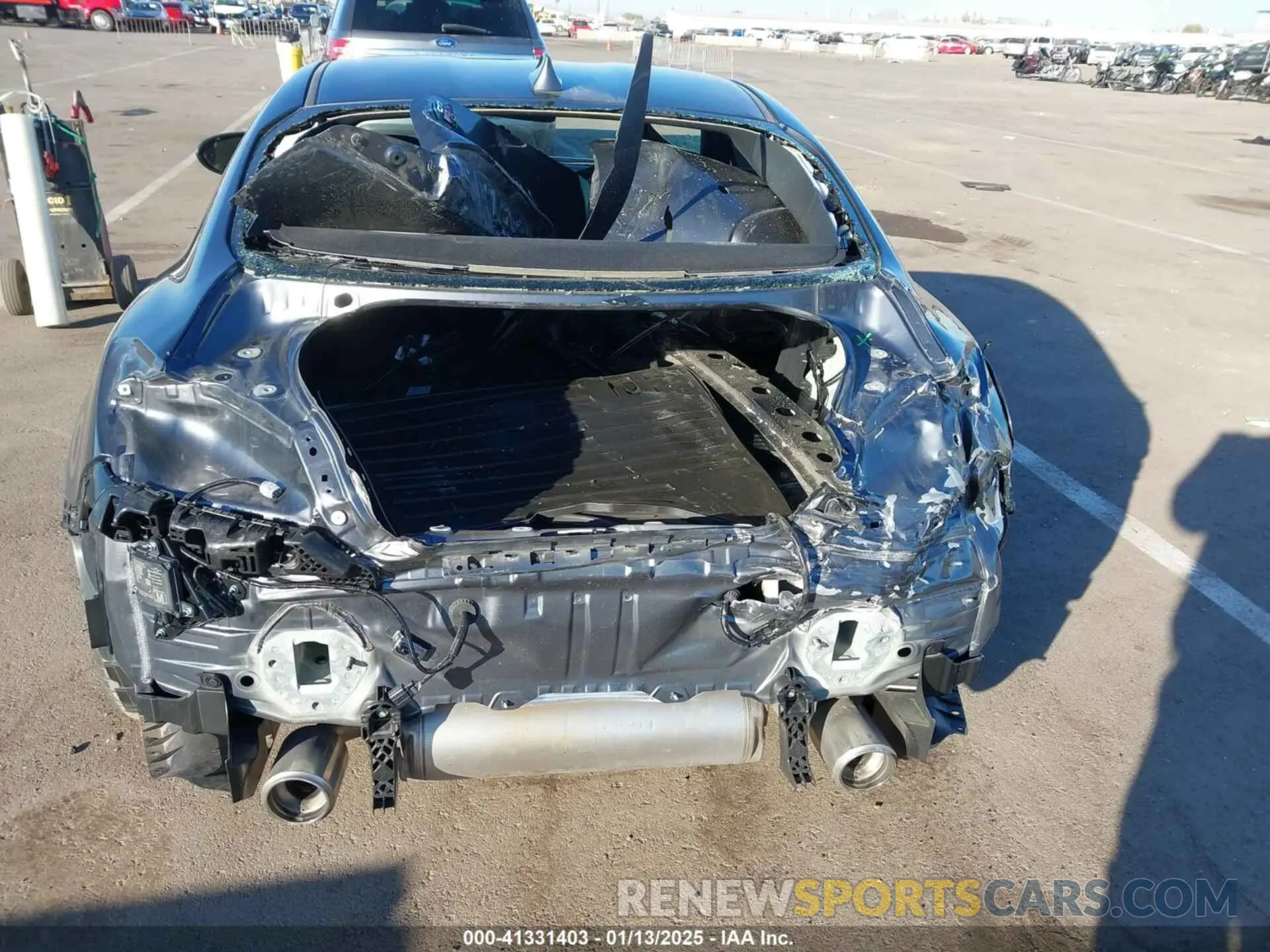17 fotografías del automóvil dañado JF1ZNBF10P8762704 TOYOTA GR86 2023
