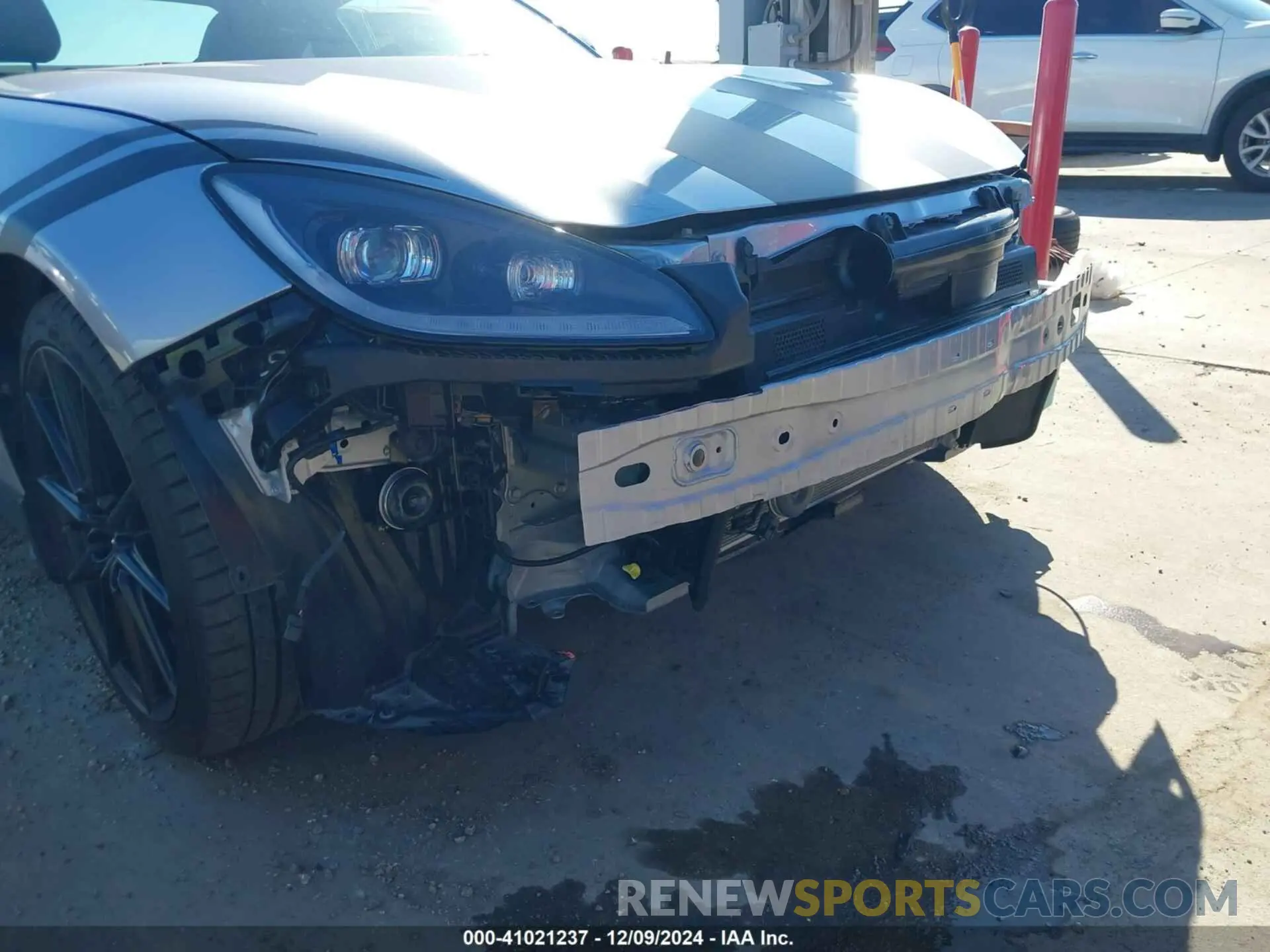 18 fotografías del automóvil dañado JF1ZNBF10P8766798 TOYOTA GR86 2023