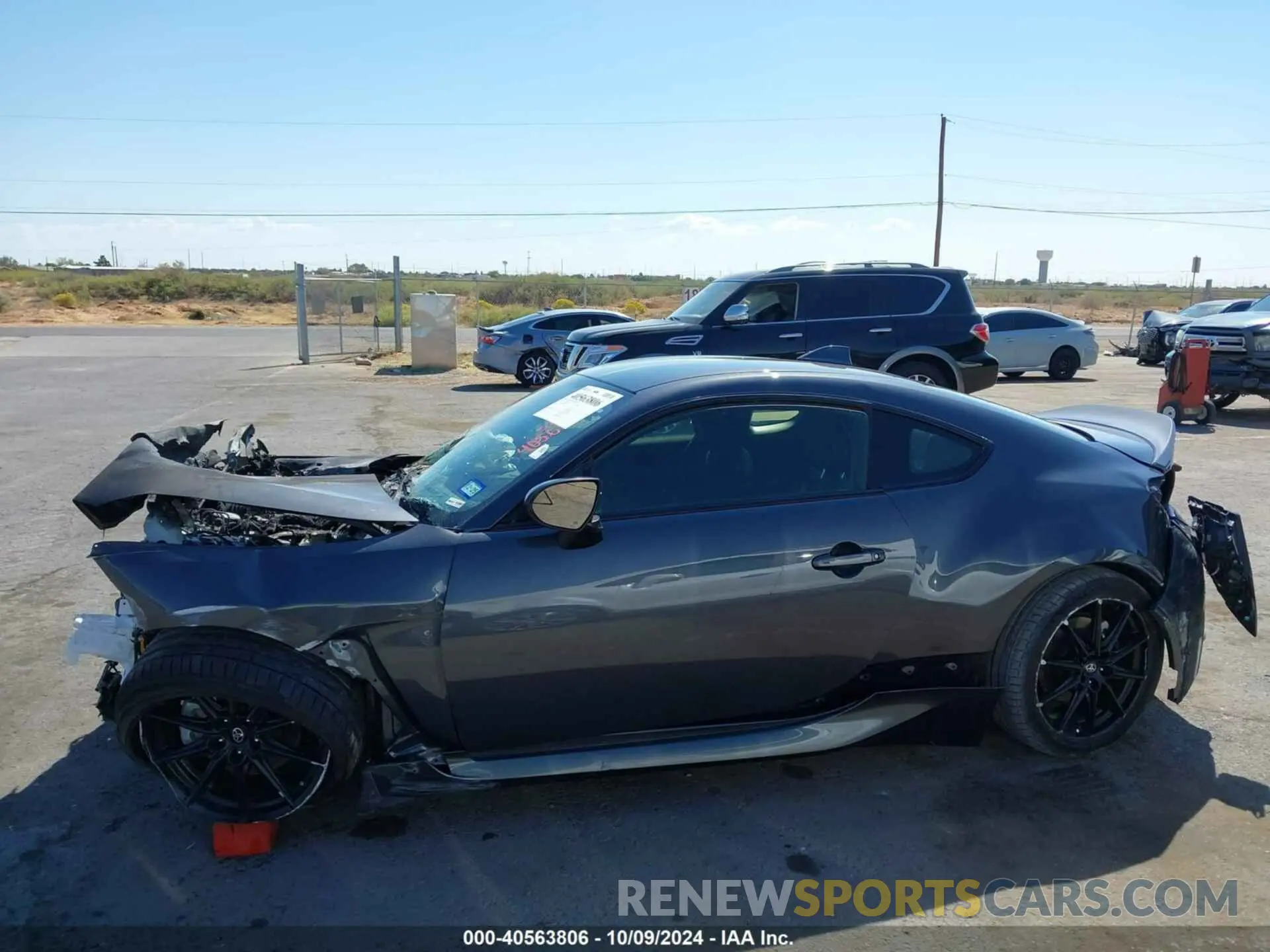14 fotografías del automóvil dañado JF1ZNBF15P8766179 TOYOTA GR86 2023