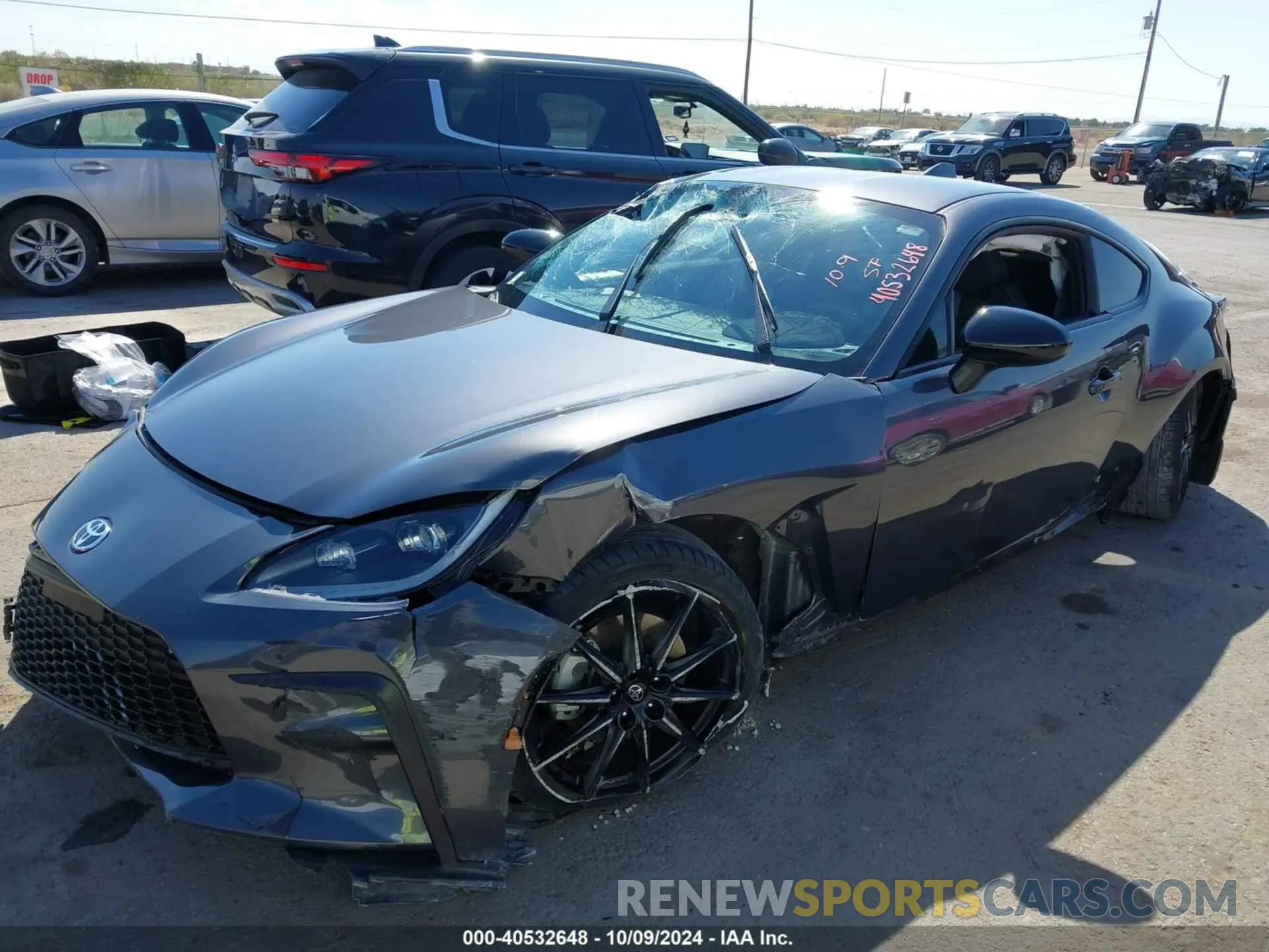 6 fotografías del automóvil dañado JF1ZNBF16P8763999 TOYOTA GR86 2023