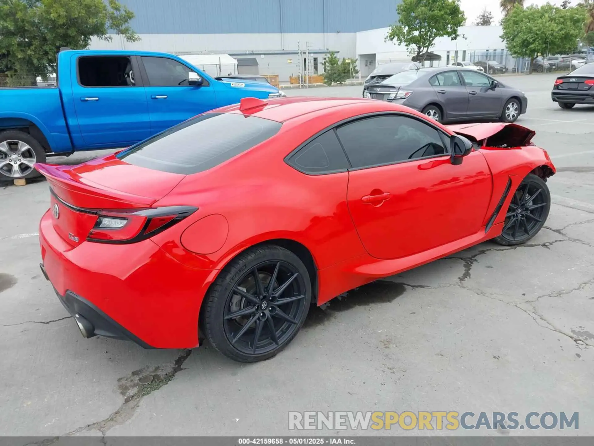 4 fotografías del automóvil dañado JF1ZNBF17P8765082 TOYOTA GR86 2023