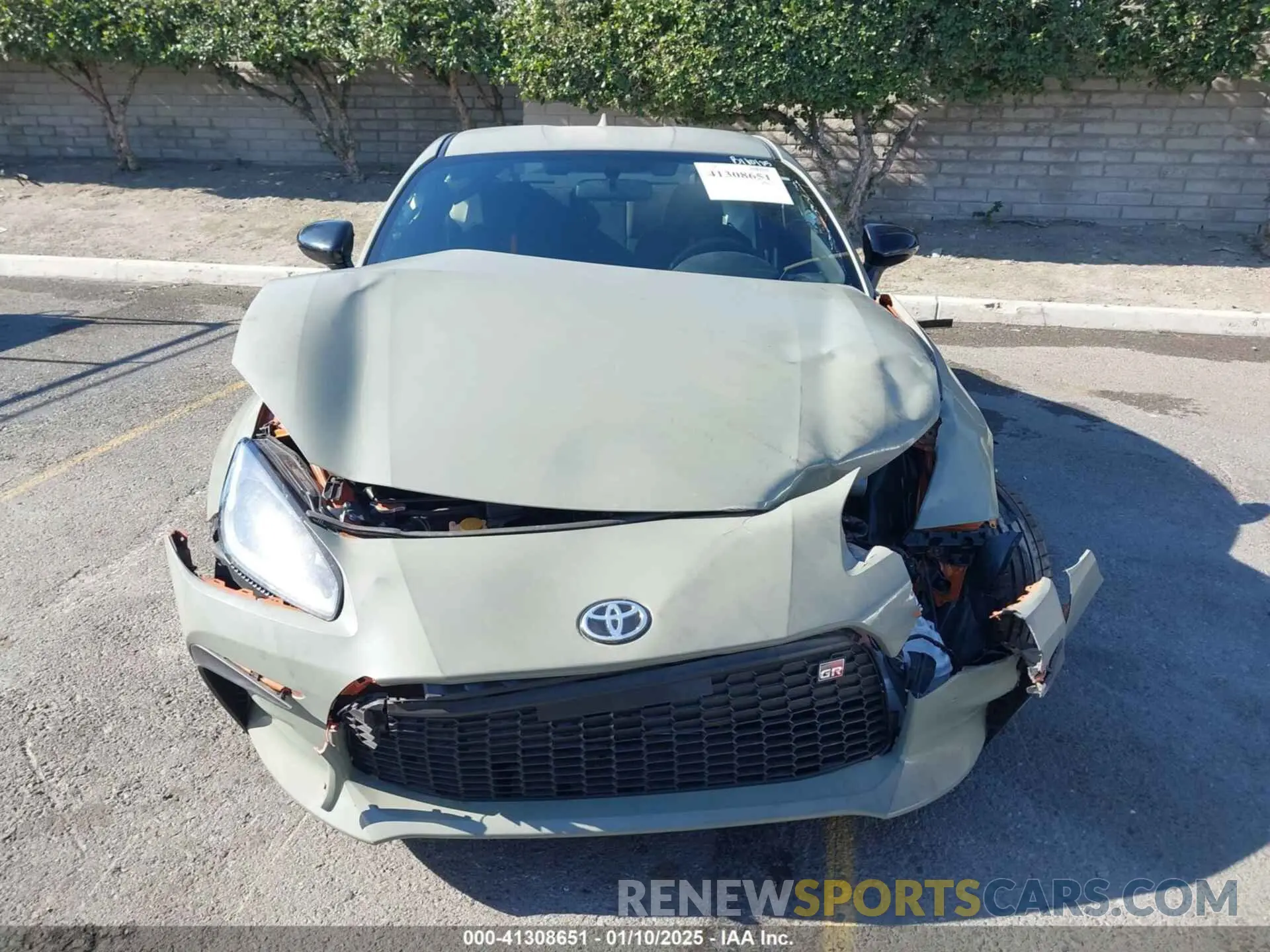 12 fotografías del automóvil dañado JF1ZNBH16P8755494 TOYOTA GR86 2023