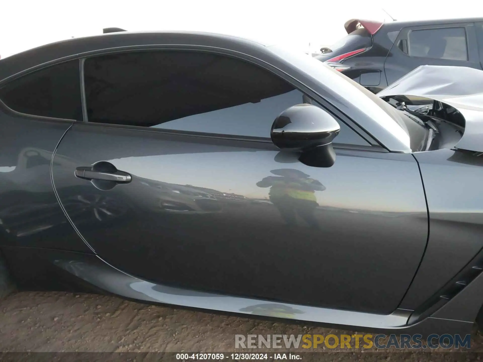 12 fotografías del automóvil dañado JF1ZNBB18R8753516 TOYOTA GR86 2024