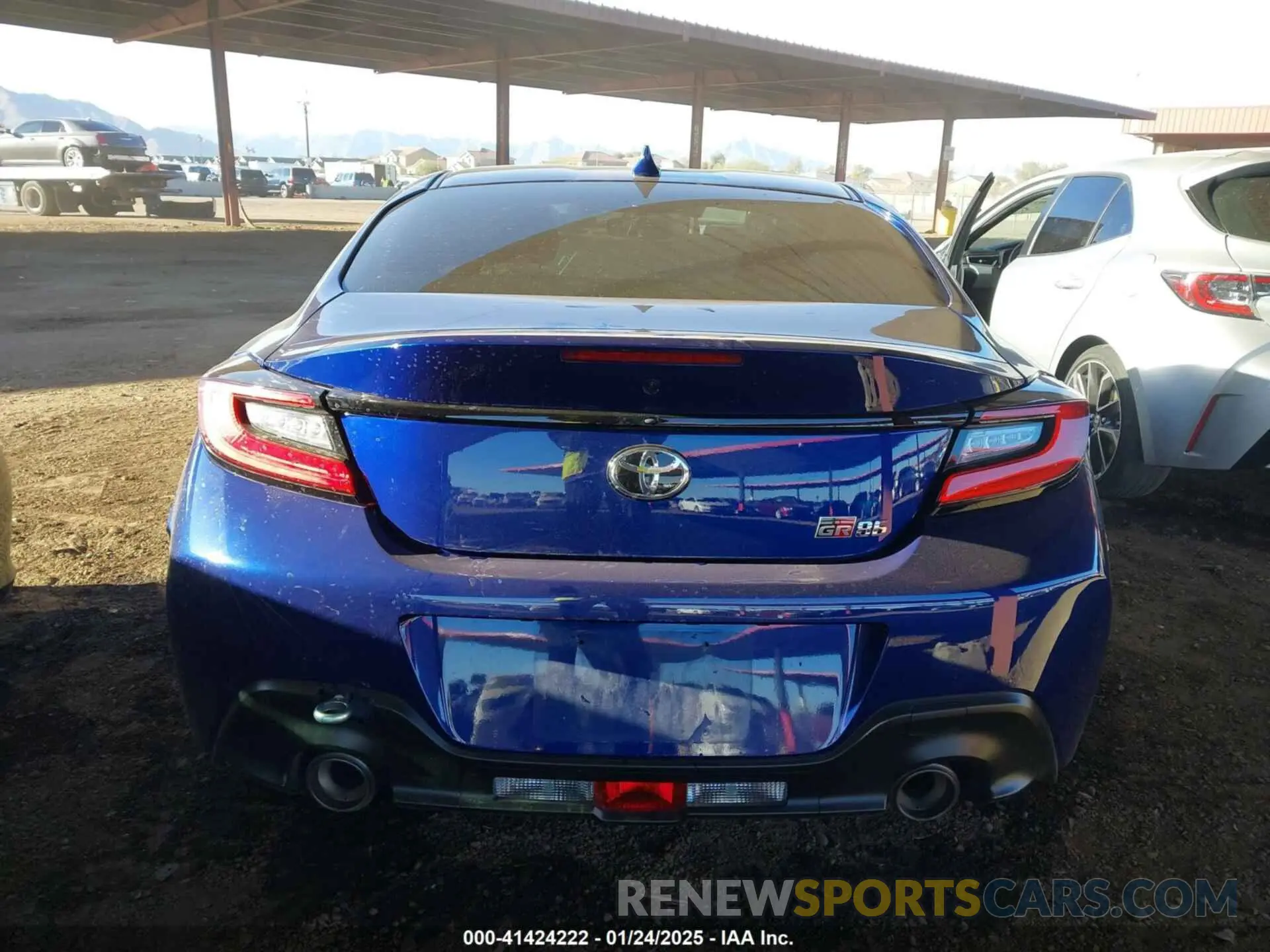 15 fotografías del automóvil dañado JF1ZNBB18R9751730 TOYOTA GR86 2024