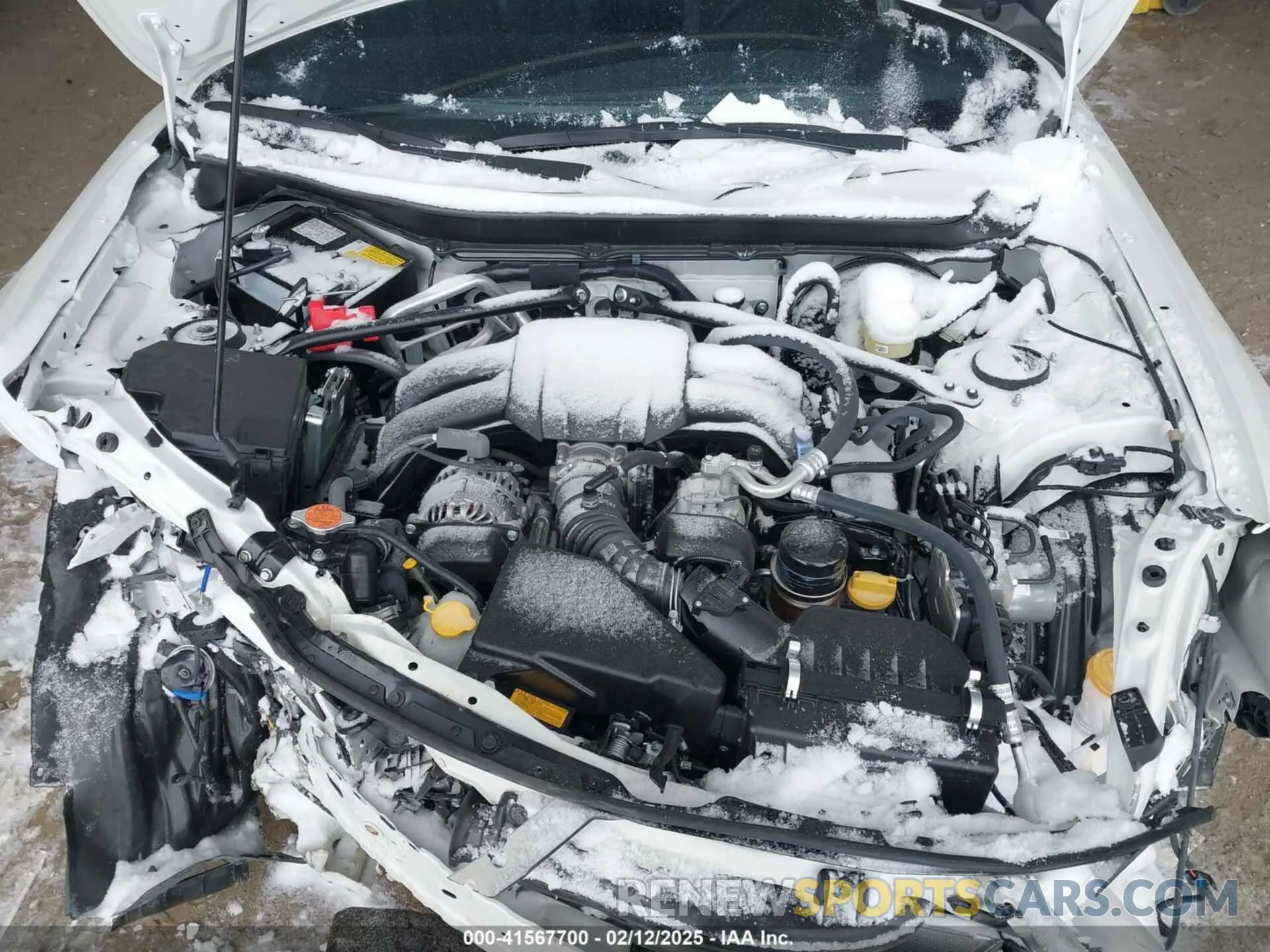 10 fotografías del automóvil dañado JF1ZNBE11R9755209 TOYOTA GR86 2024