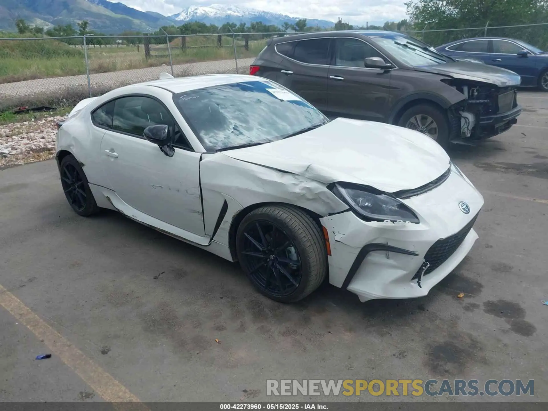1 fotografías del automóvil dañado JF1ZNBE14R9756371 TOYOTA GR86 2024