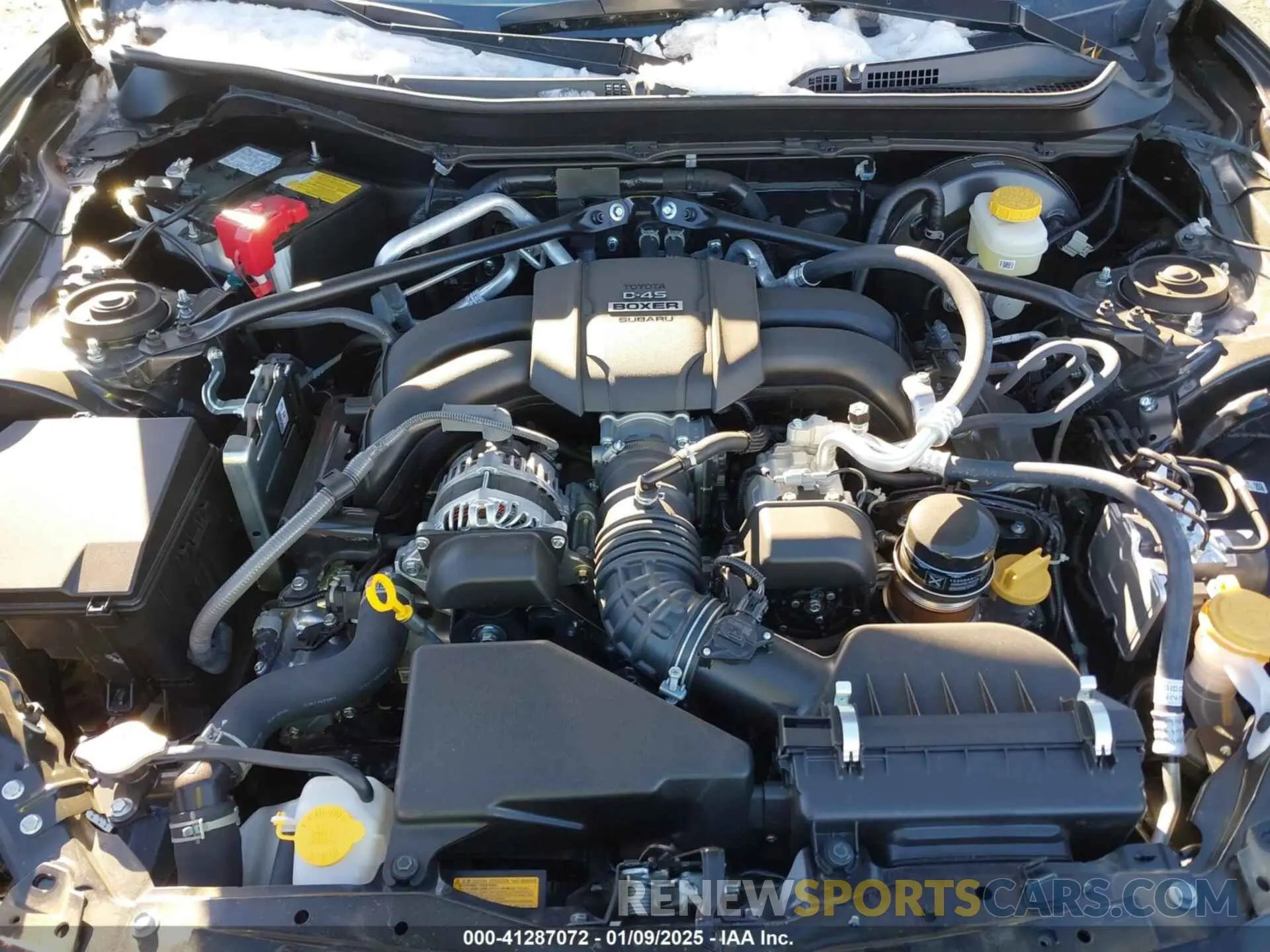 10 fotografías del automóvil dañado JF1ZNBE18R8752426 TOYOTA GR86 2024