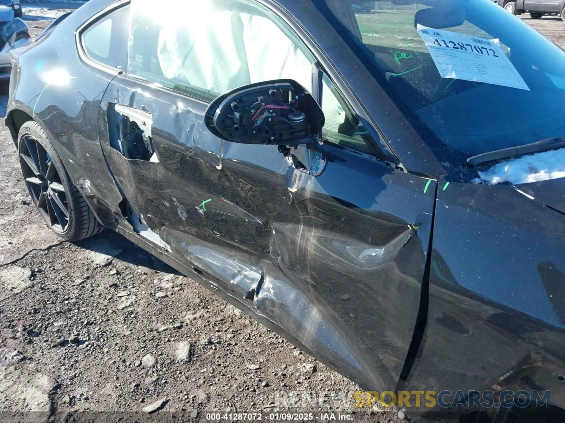 18 fotografías del automóvil dañado JF1ZNBE18R8752426 TOYOTA GR86 2024