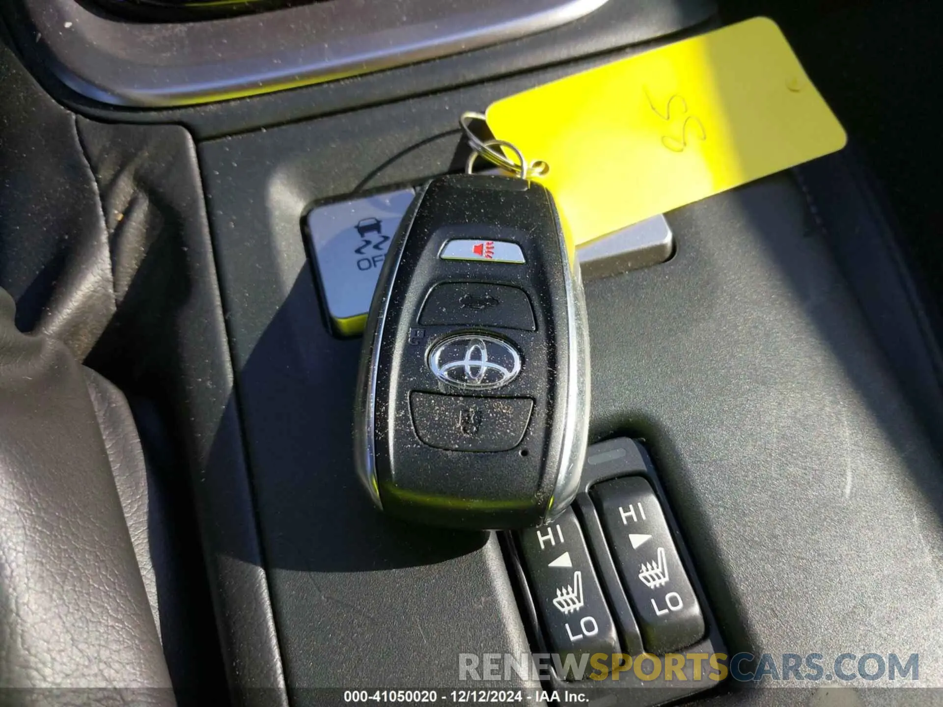 11 fotografías del automóvil dañado JF1ZNBE19R8750040 TOYOTA GR86 2024