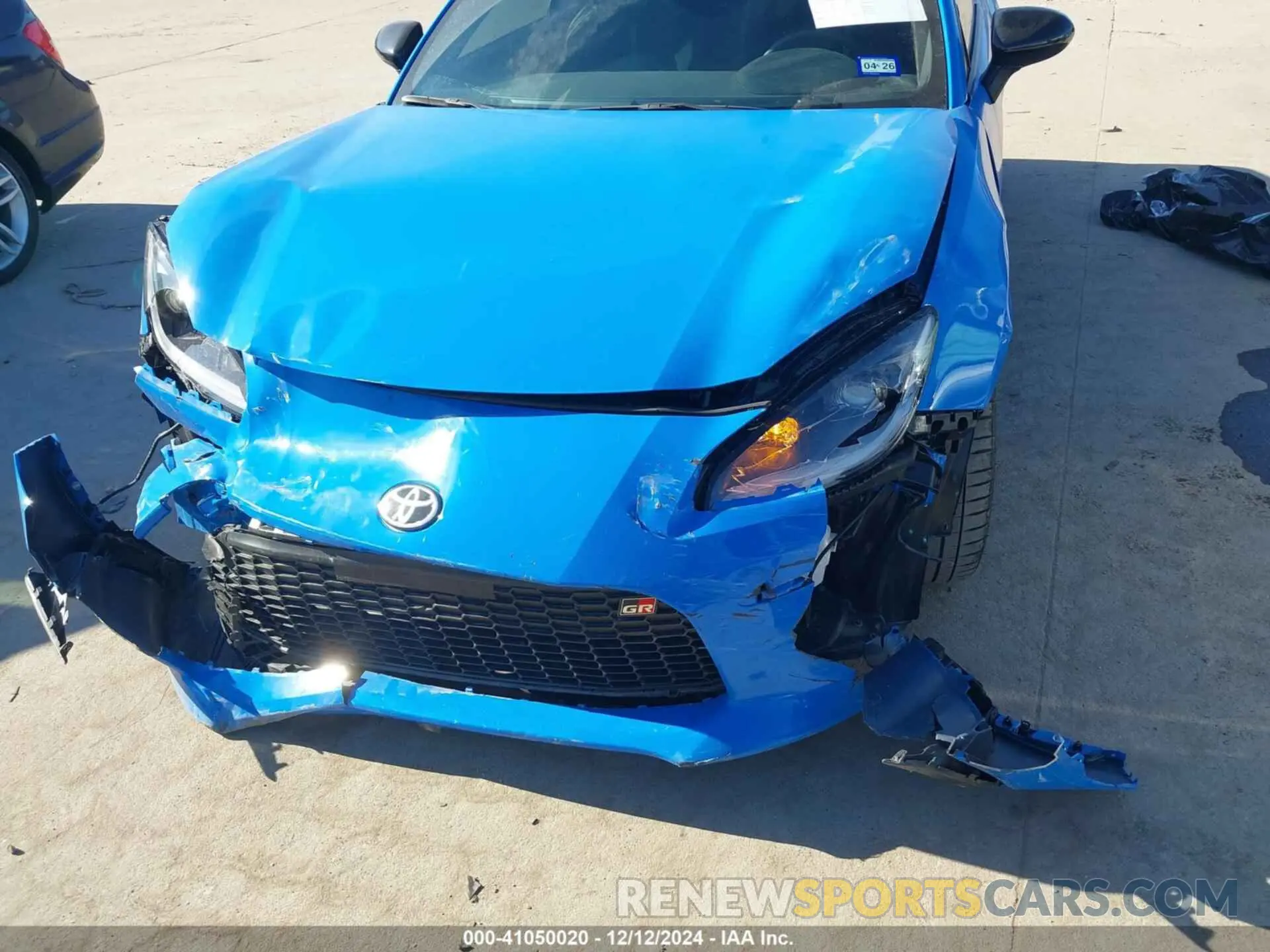 17 fotografías del automóvil dañado JF1ZNBE19R8750040 TOYOTA GR86 2024